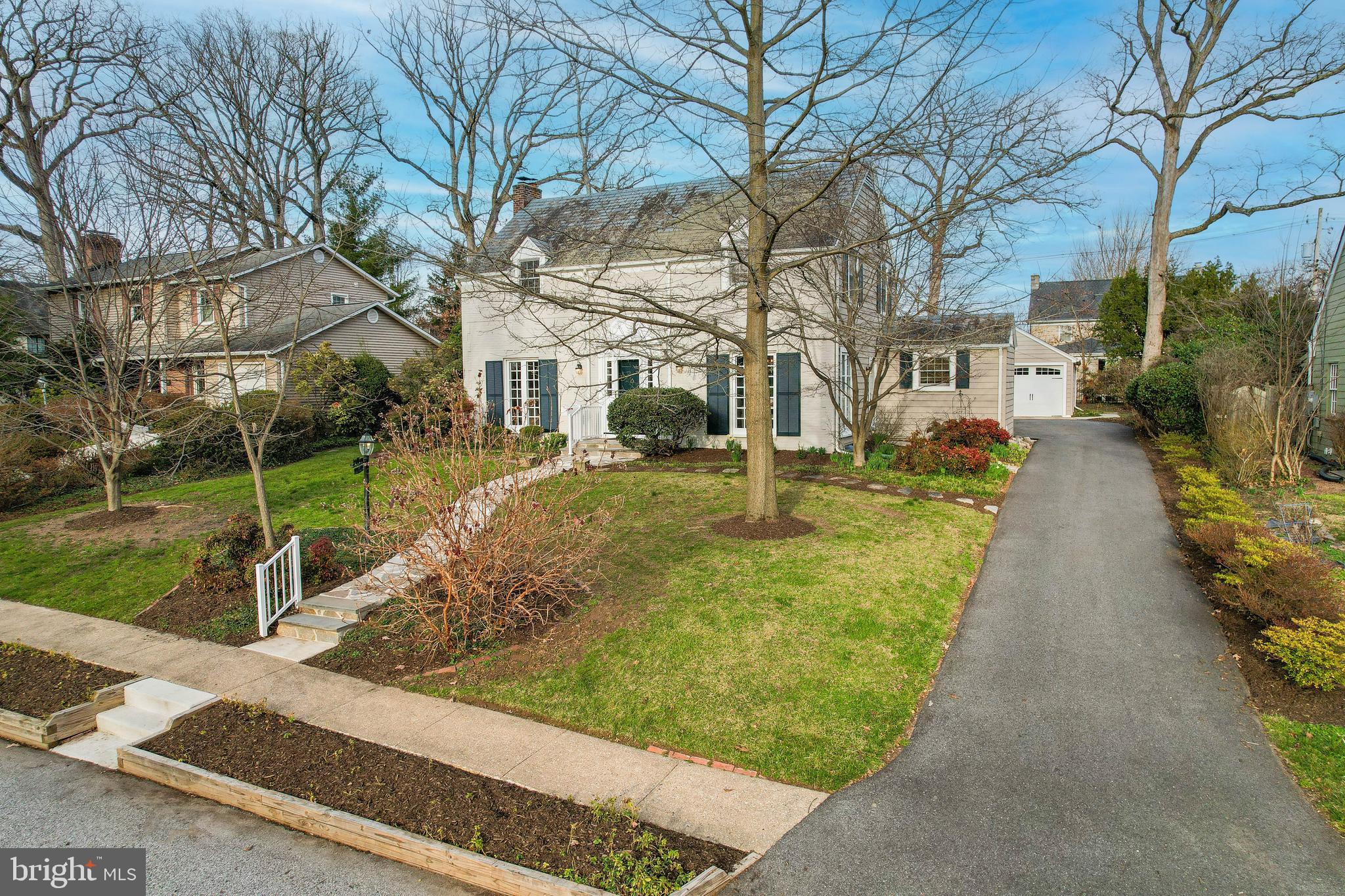 OLD CATONSVILLE - Residential