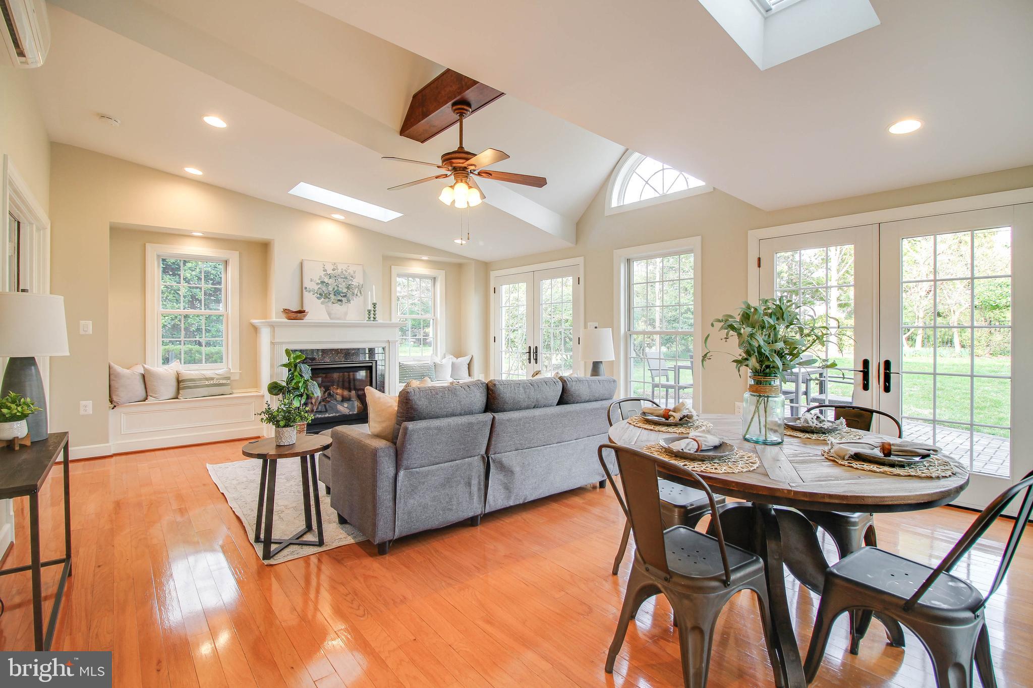 OLD CATONSVILLE - Residential