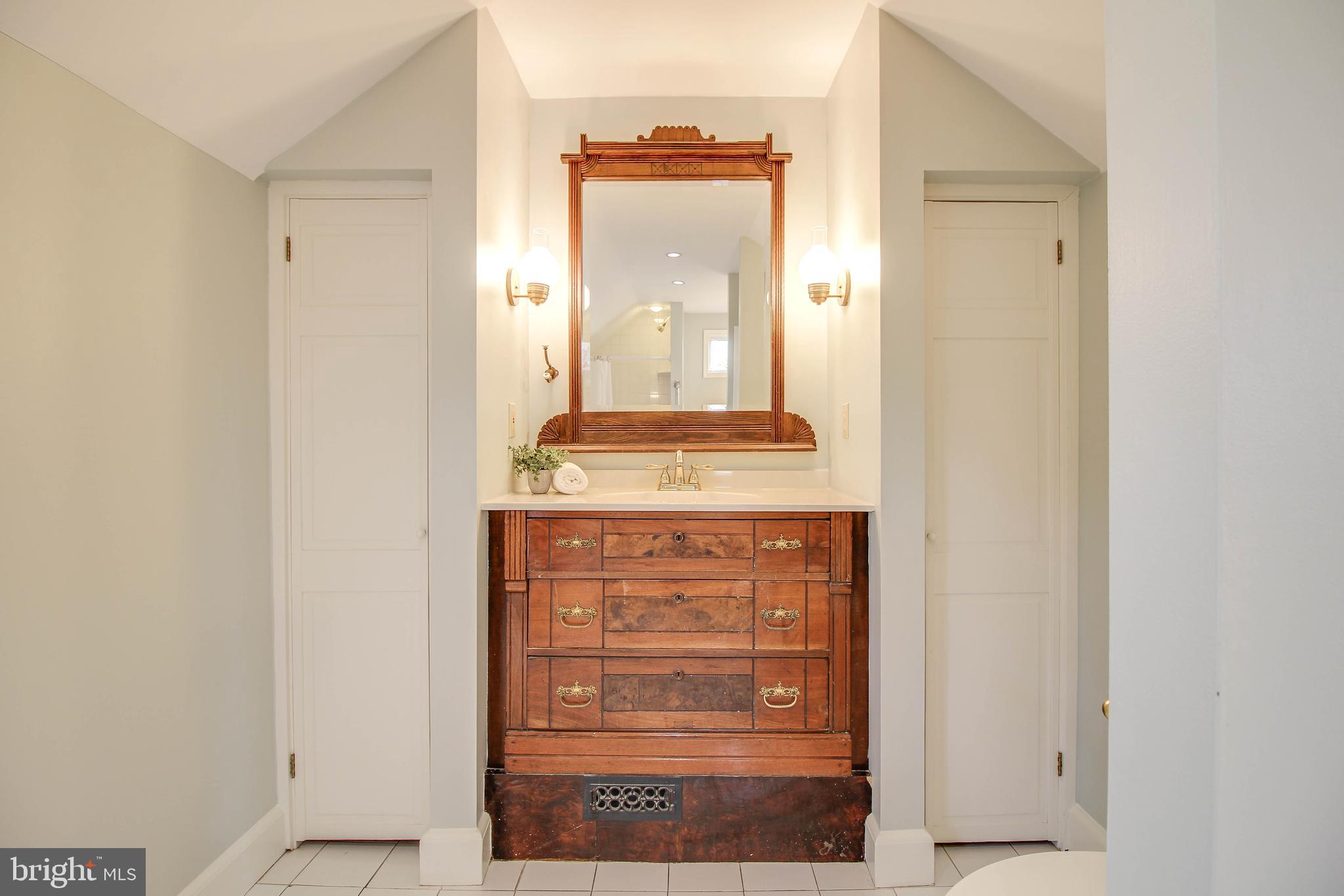 OLD CATONSVILLE - Residential