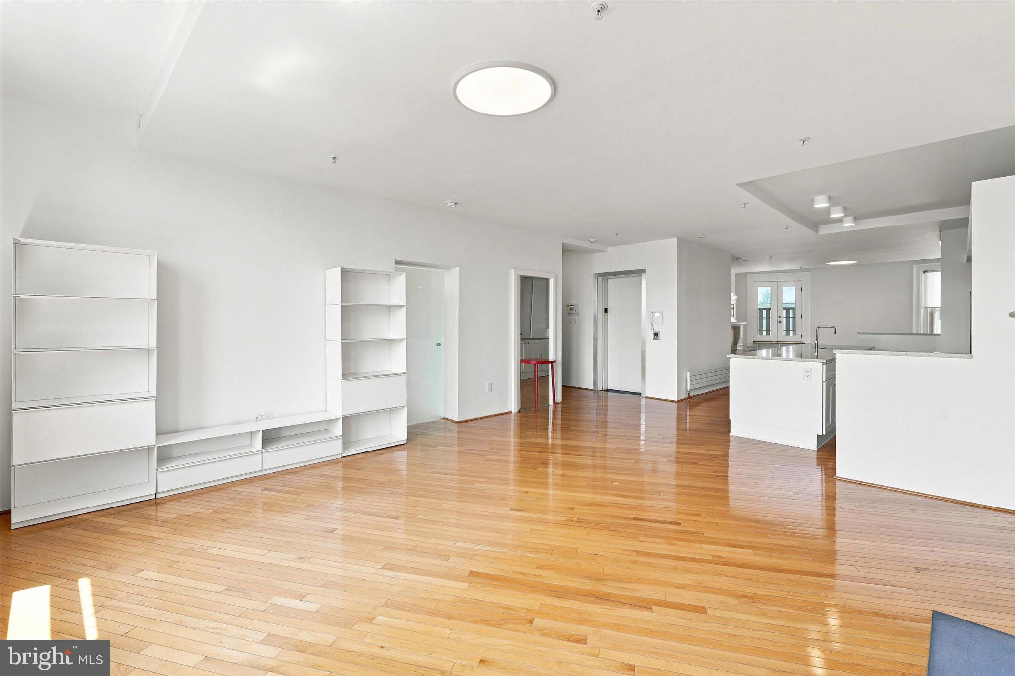 1213-15 LOCUST STREET 3