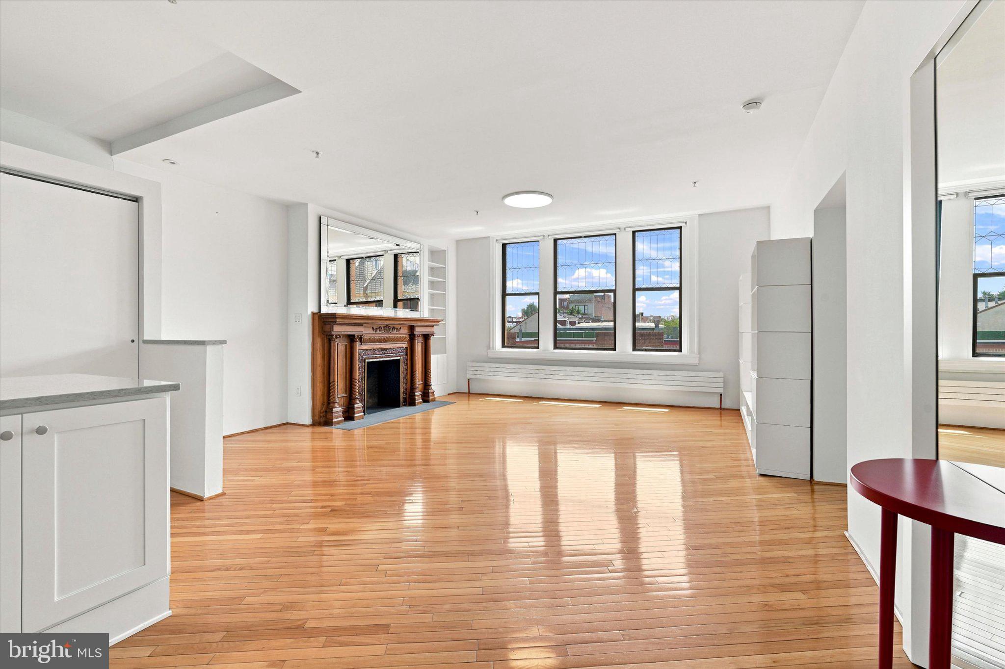 1213-15 LOCUST STREET 3