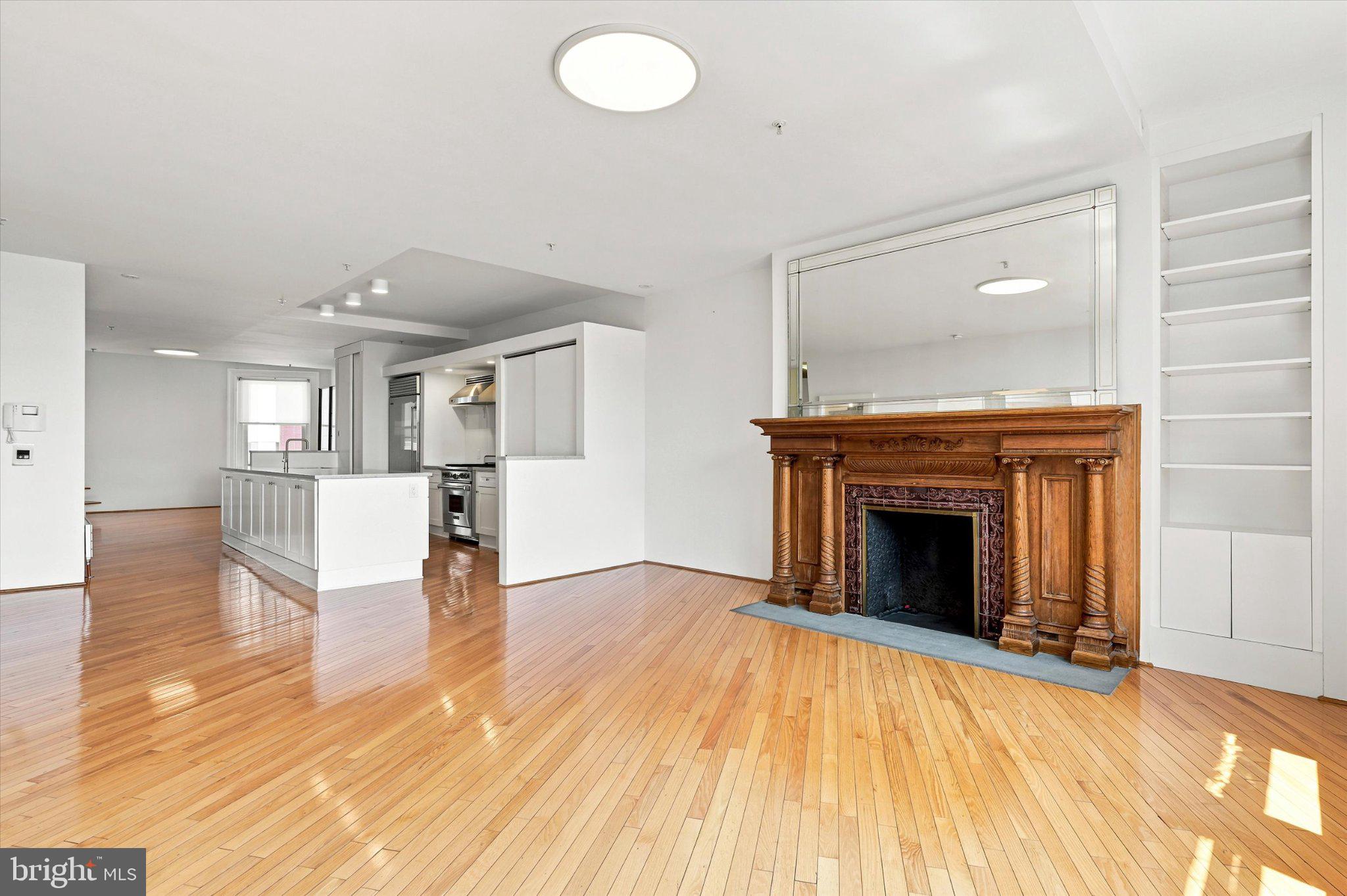 1213-15 LOCUST STREET 3