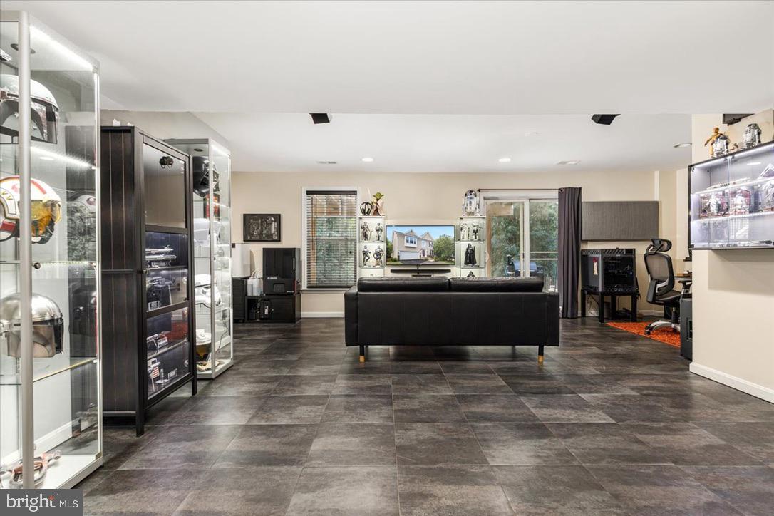 HOPEWELLS LANDING - Residential