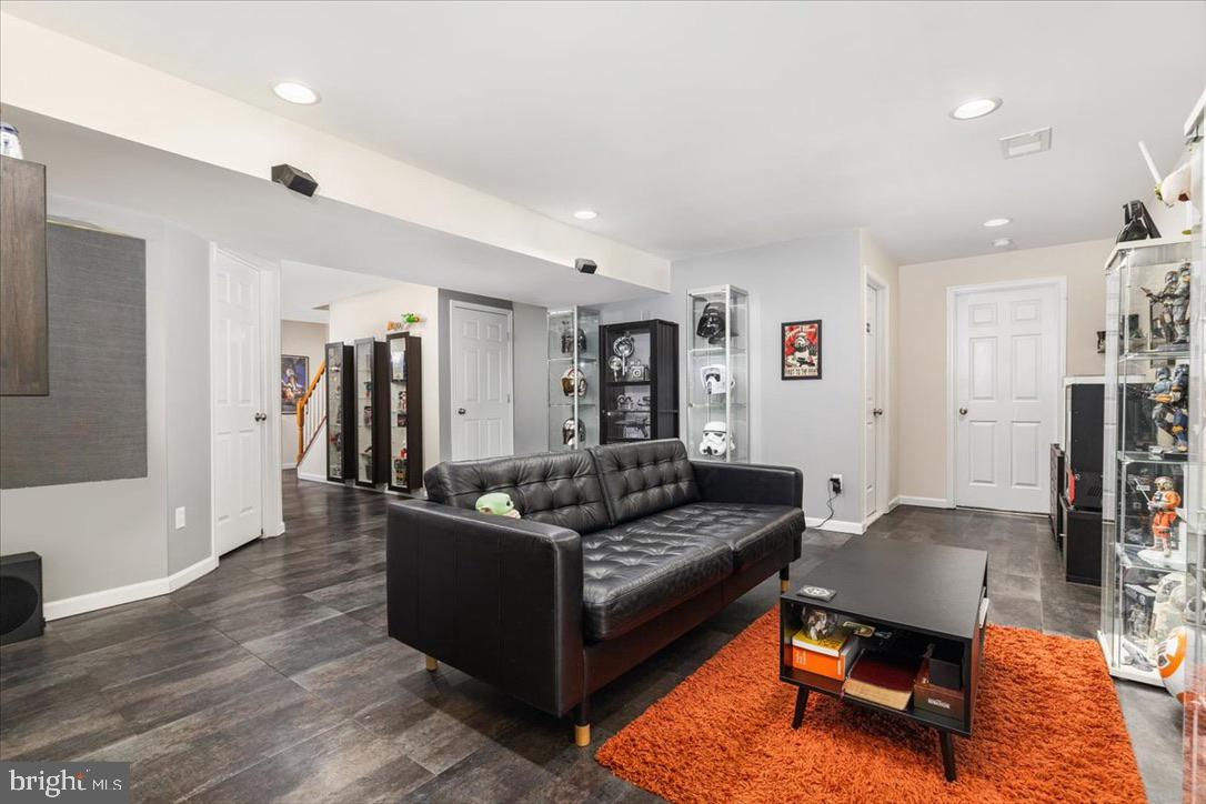 HOPEWELLS LANDING - Residential