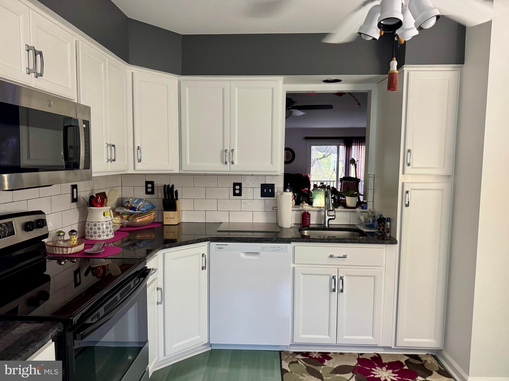 VALLEY CROSSING - Residential