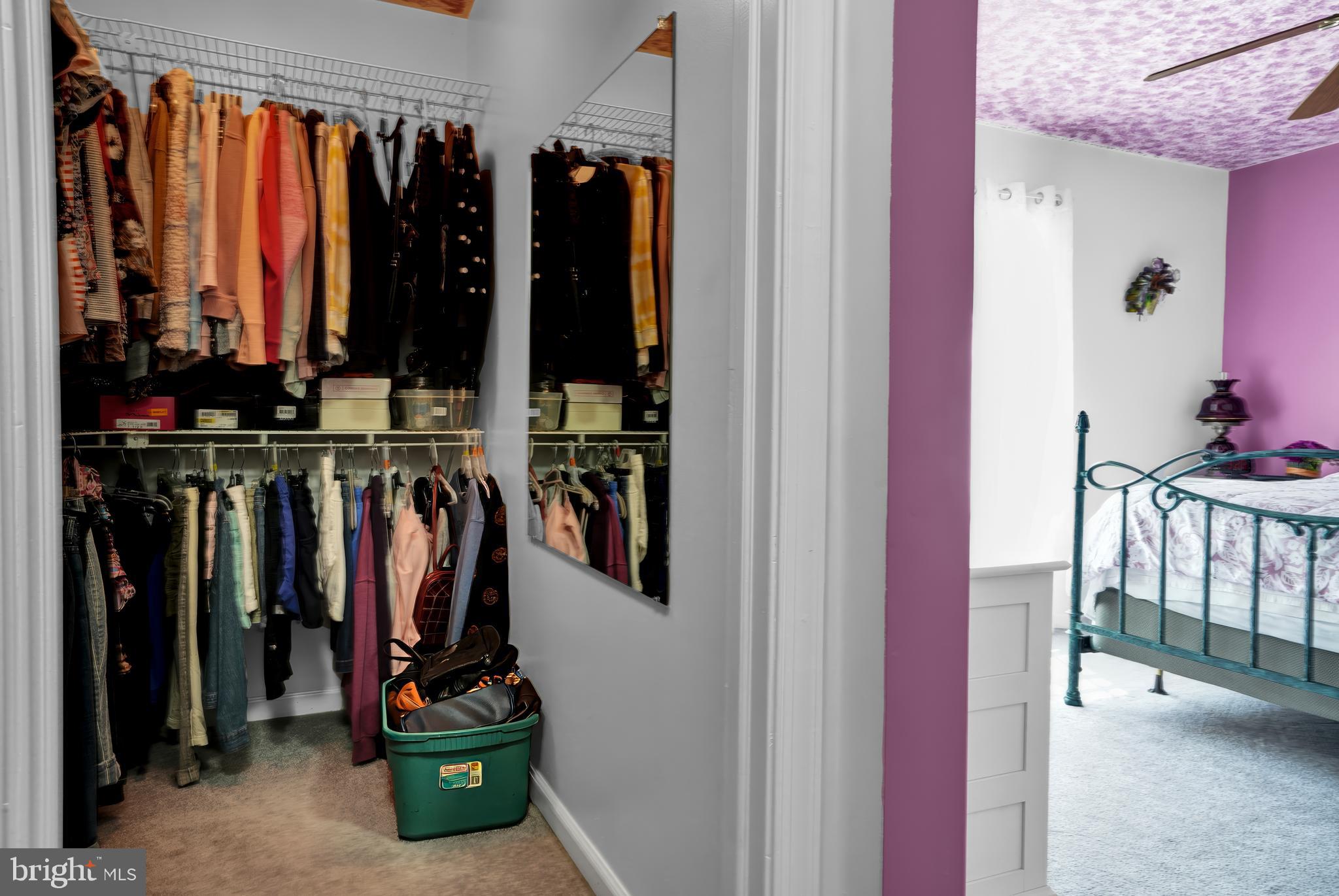 VALLEY CROSSING - Residential