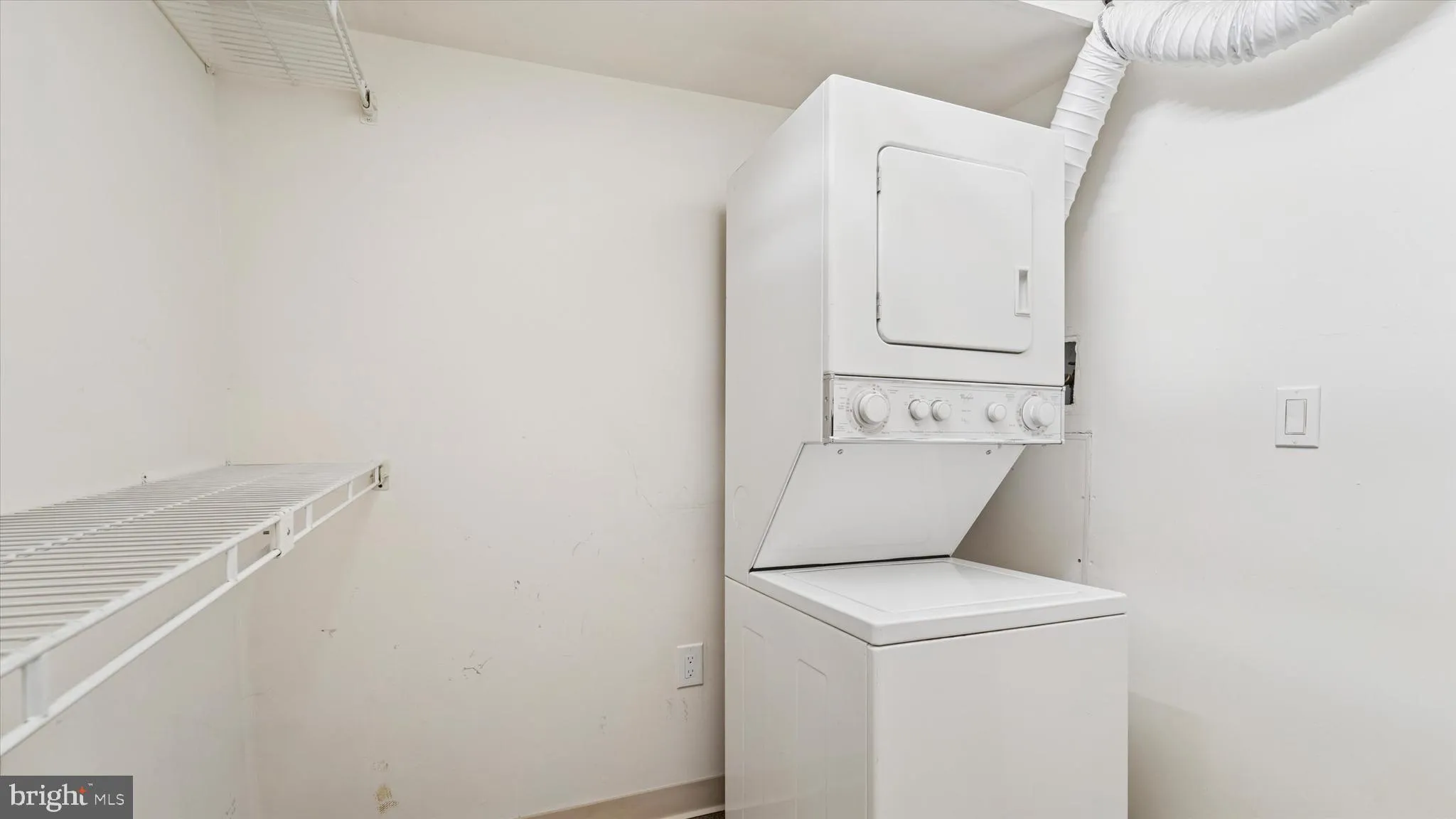 Philadelphia, Pennsylvania 19106, United States, 2 Bedrooms Bedrooms, ,2 BathroomsBathrooms,Residential,Active,92224
