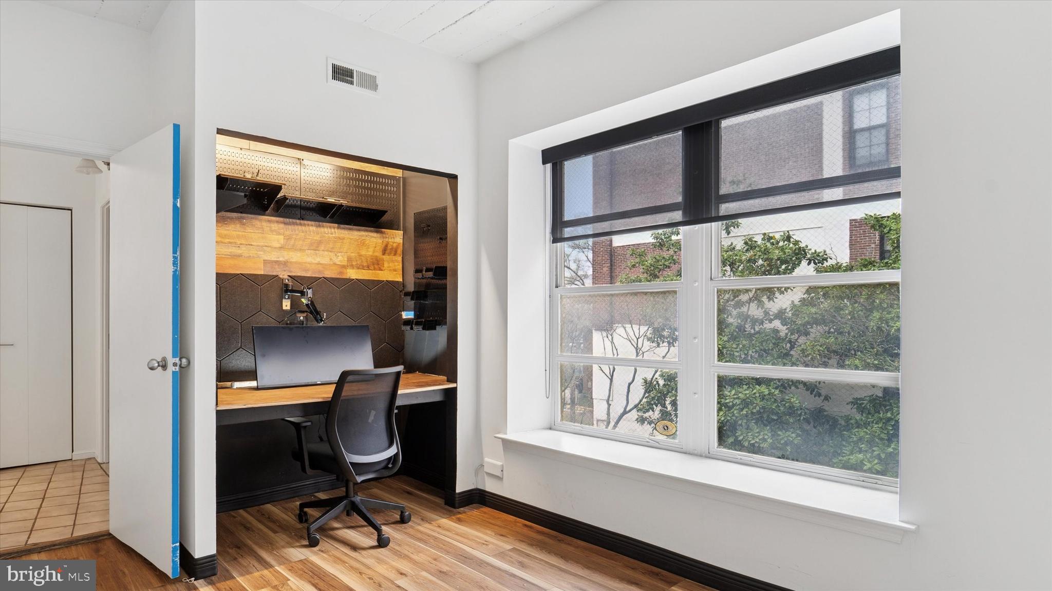 OLD CITY - Residential