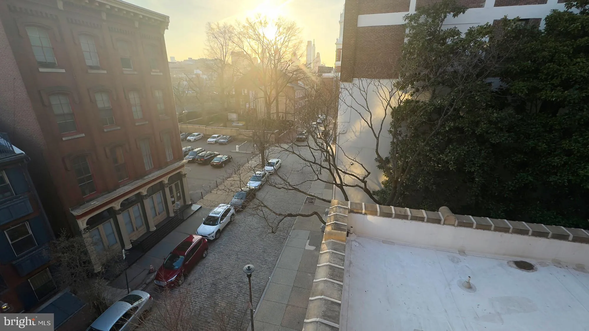 Philadelphia, Pennsylvania 19106, United States, 2 Bedrooms Bedrooms, ,2 BathroomsBathrooms,Residential,Active,92224