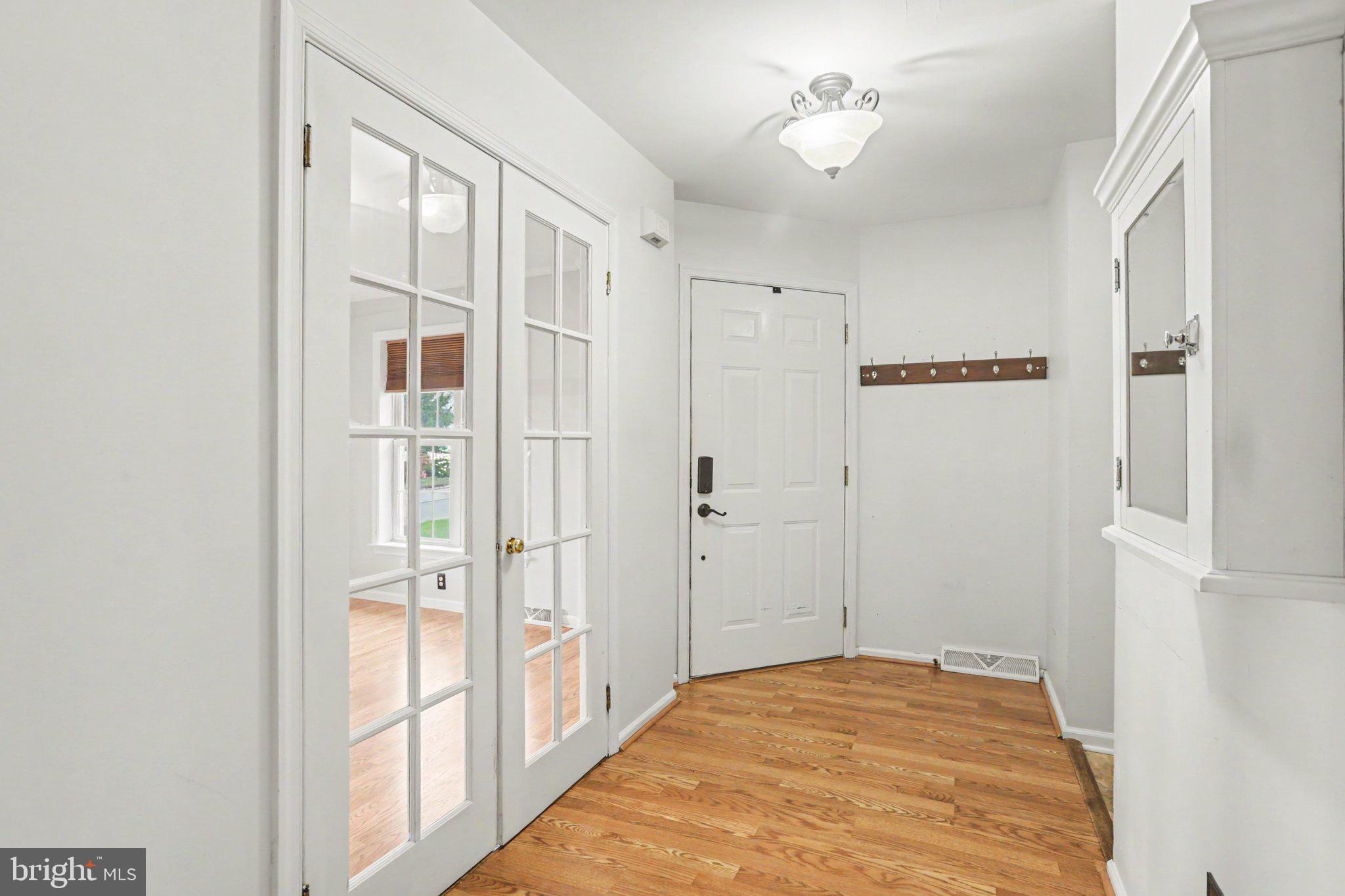 470 OAK LANE