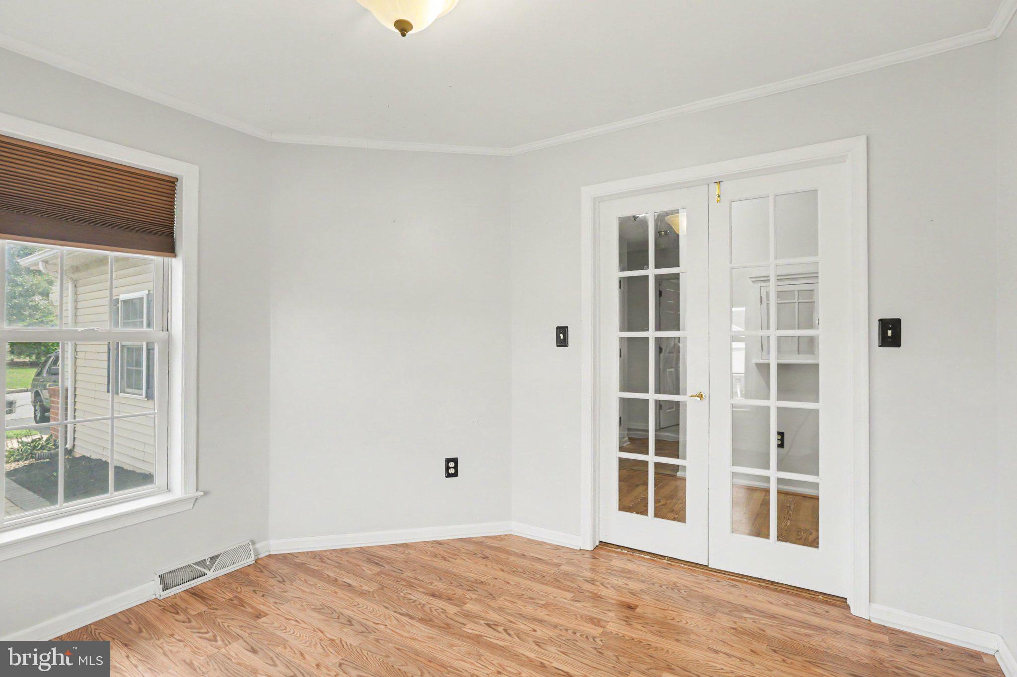 470 OAK LANE