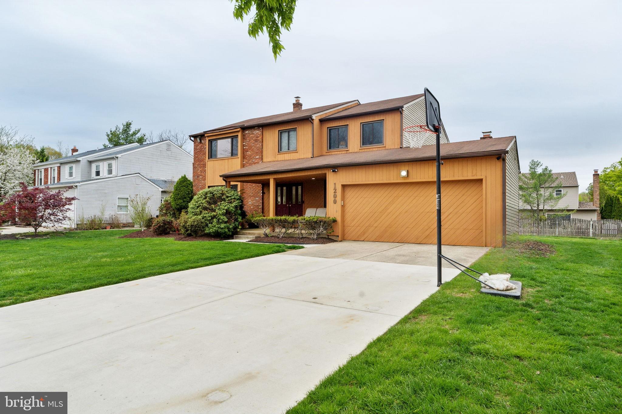 1200 HERON ROAD