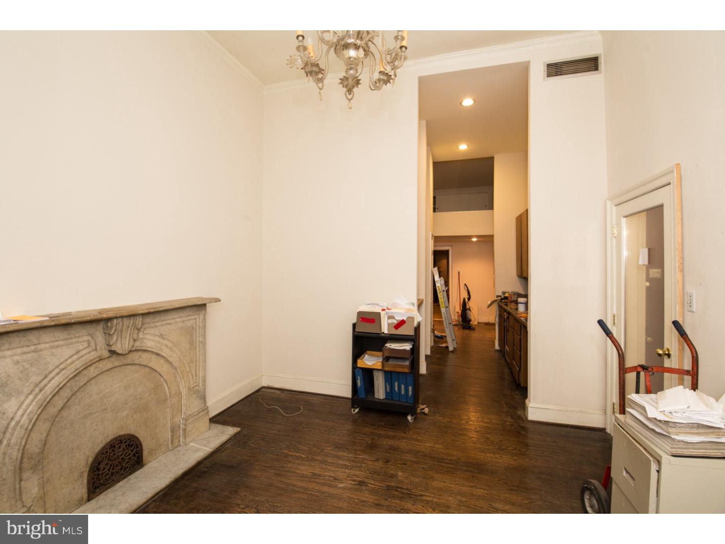 RITTENHOUSE SQUARE - Residential Income