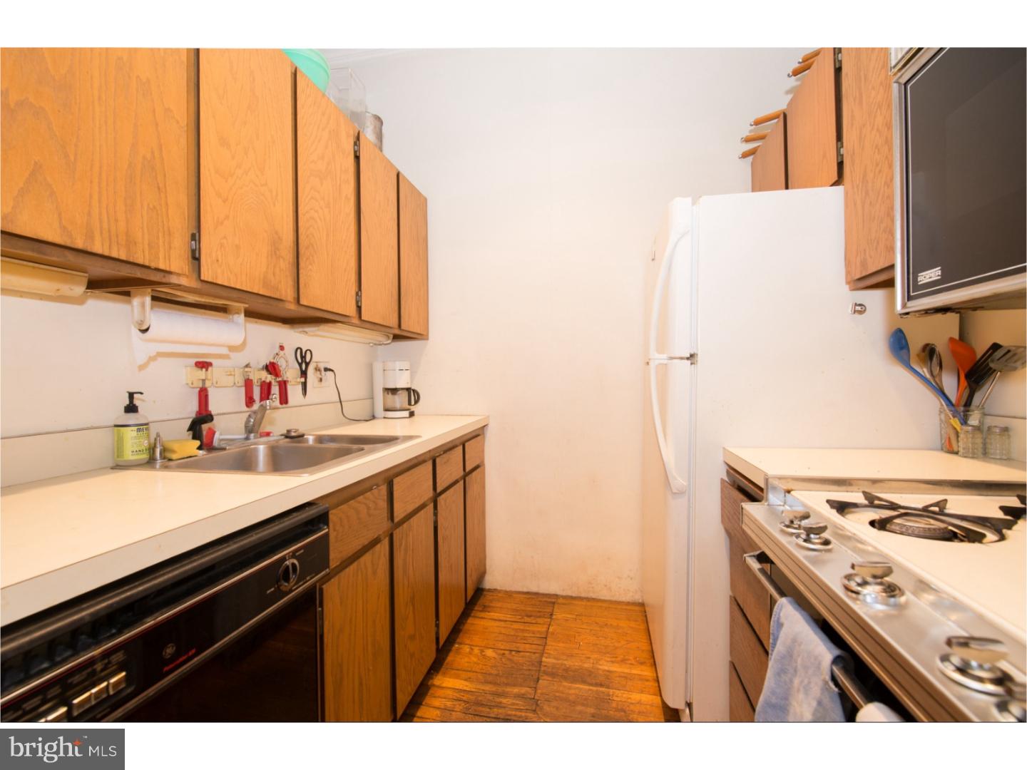 RITTENHOUSE SQUARE - Residential Income