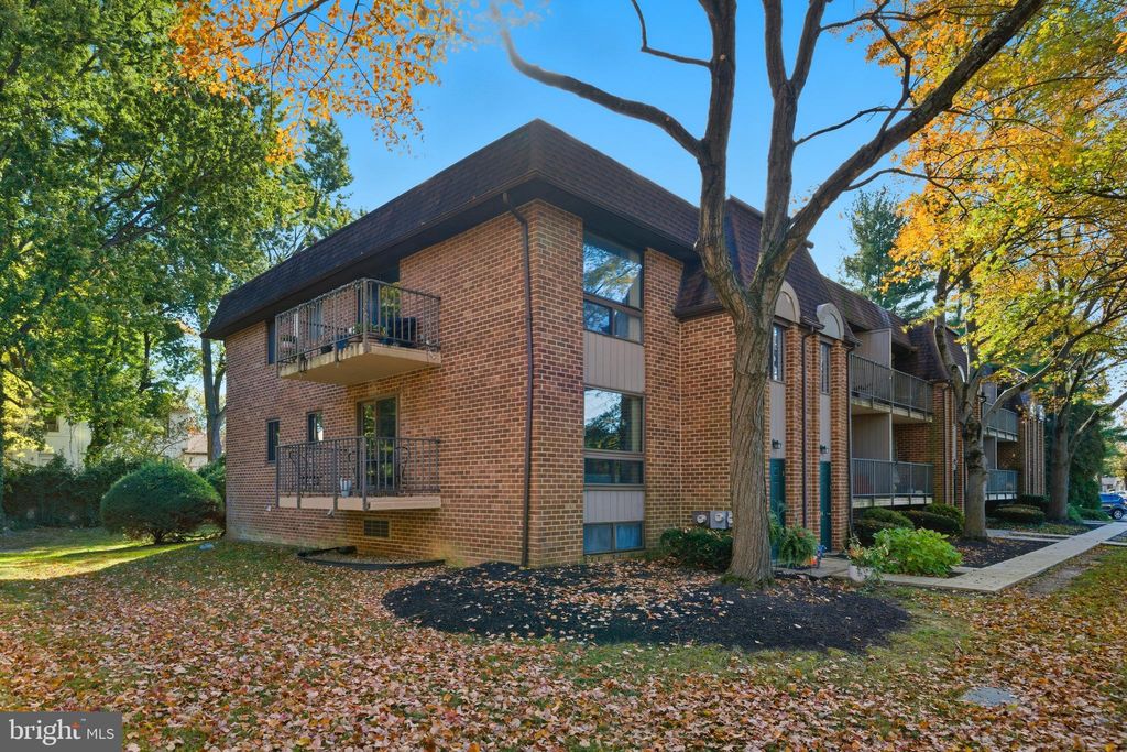 Photo of 844 - A Putnam Boulevard #61A, WALLINGFORD, PA 19086 (MLS # PADE2102690)