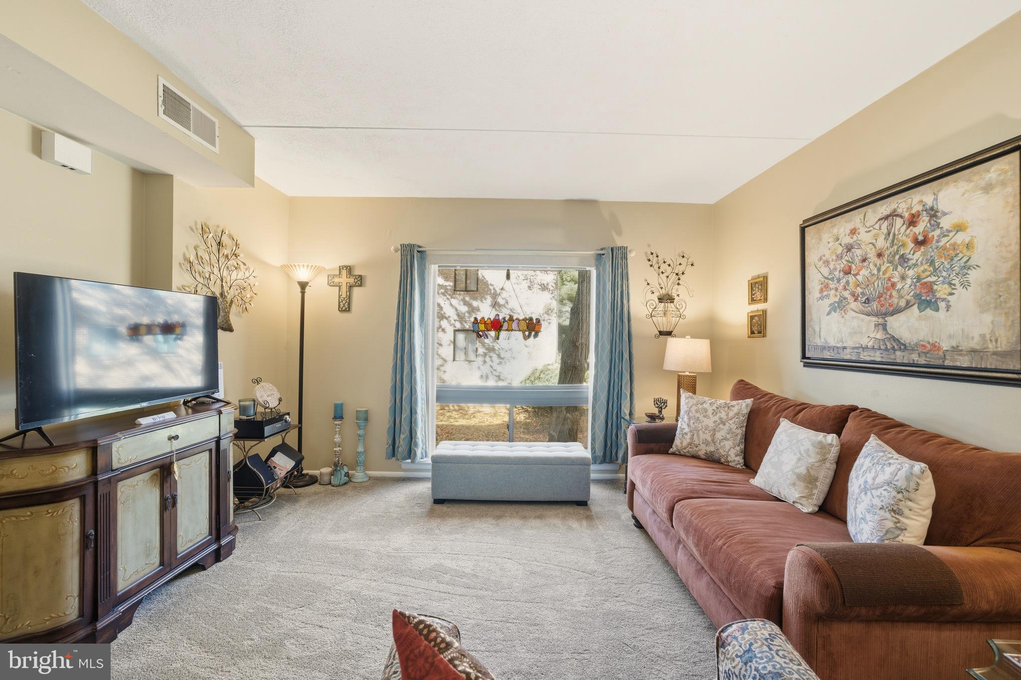 DANBURY VILLAGE - Residential