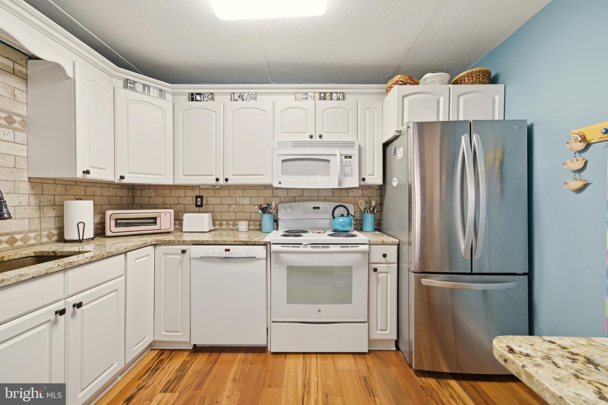 DANBURY VILLAGE - Residential