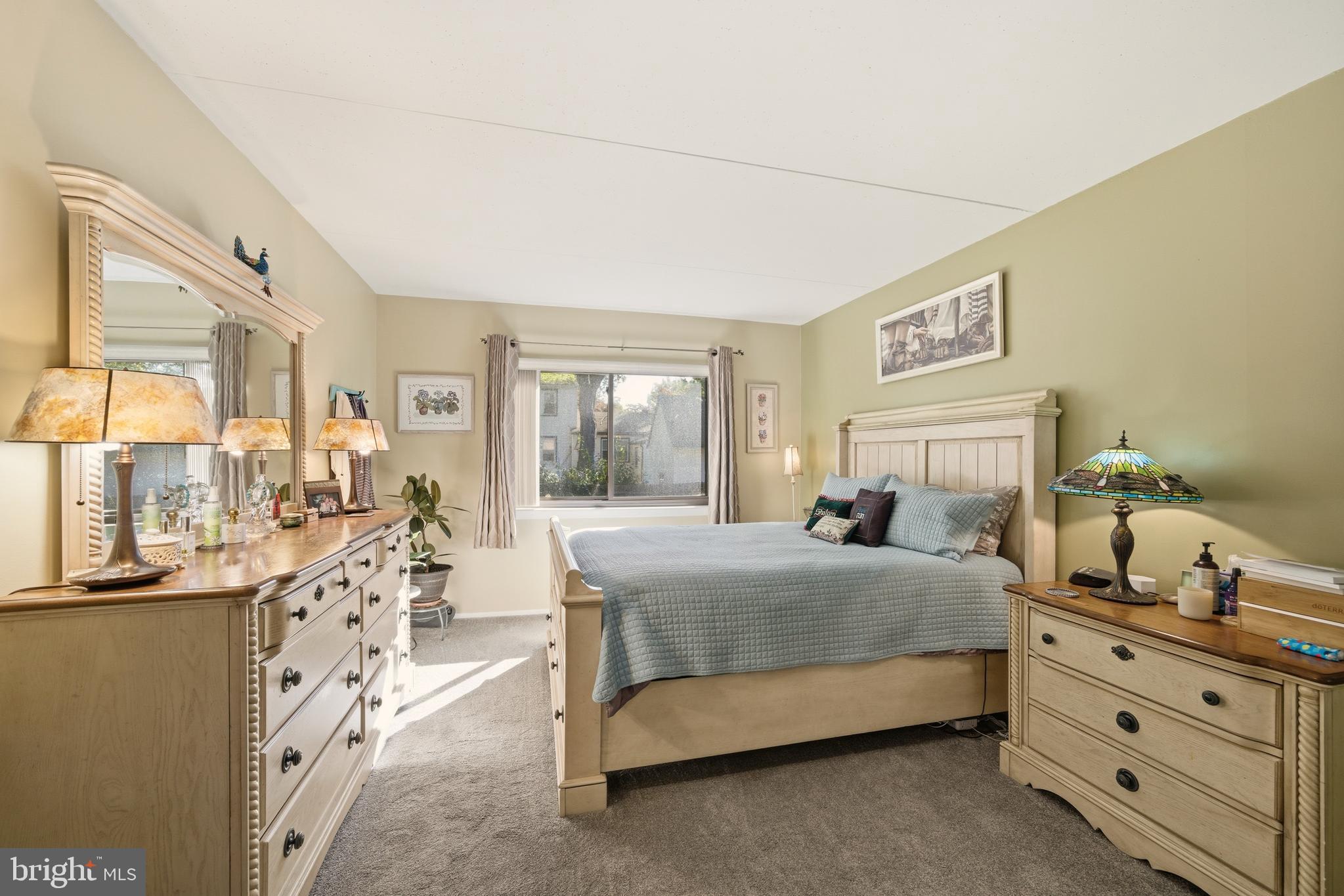 DANBURY VILLAGE - Residential