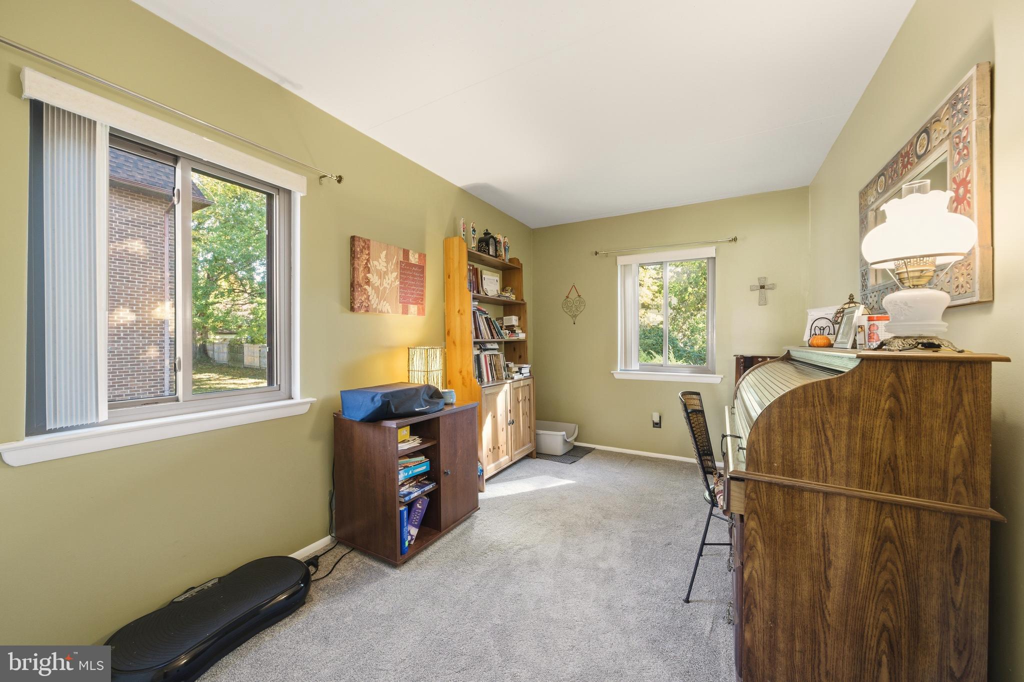 DANBURY VILLAGE - Residential