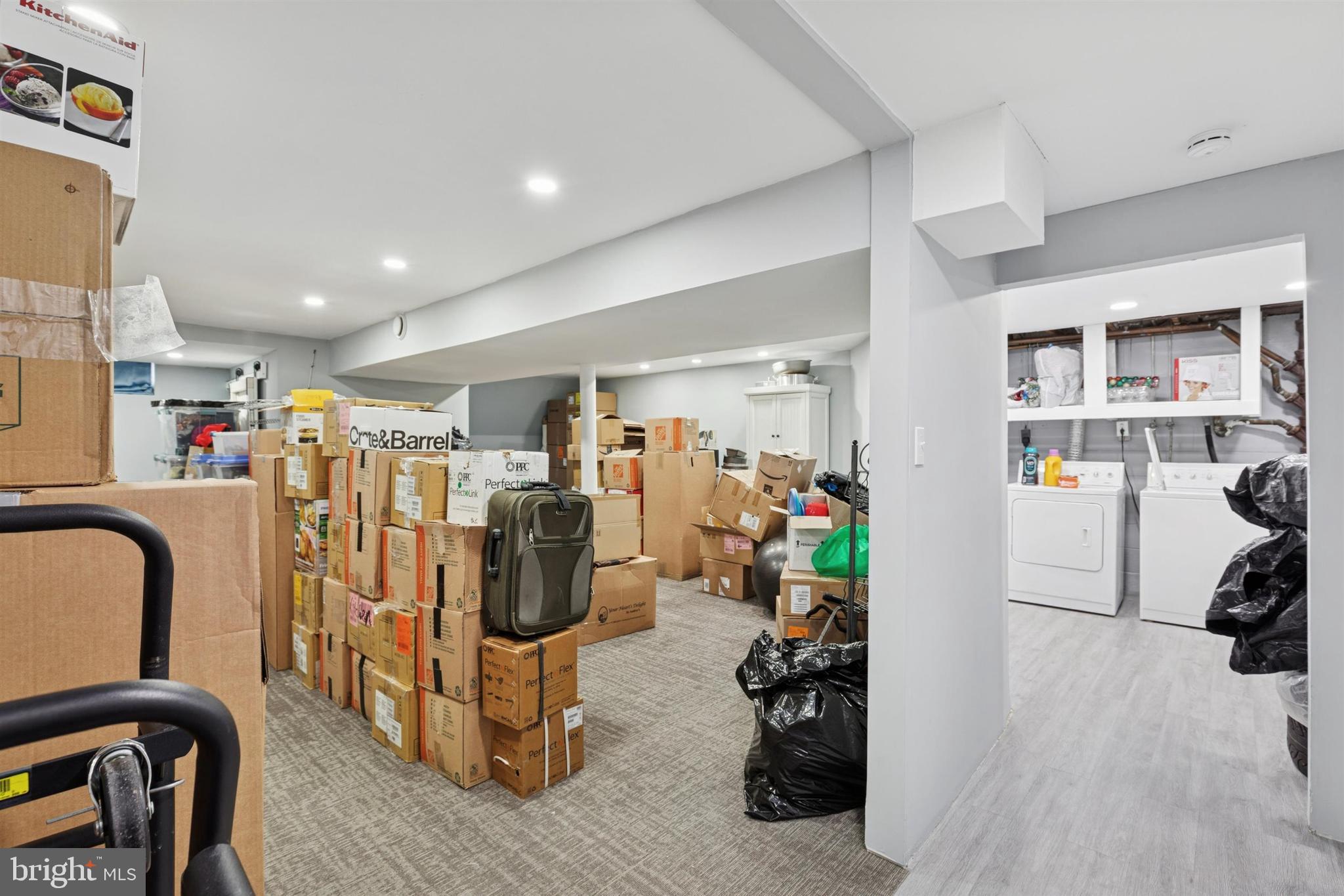 KENRICK HILLS - Residential