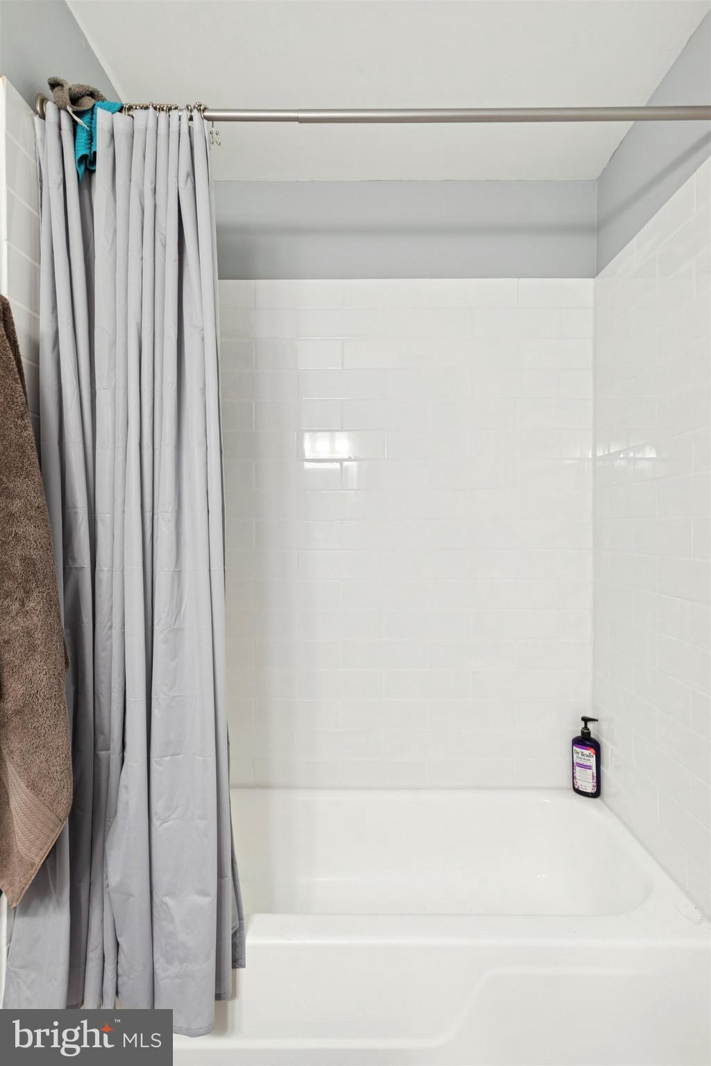 KENRICK HILLS - Residential