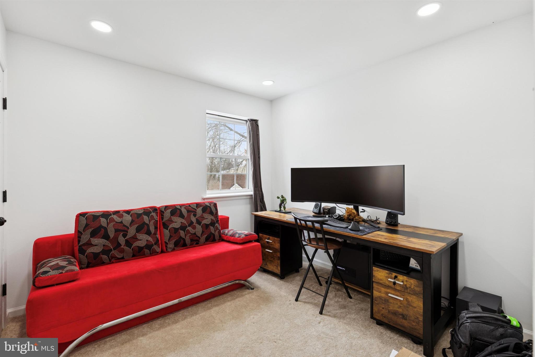 KENRICK HILLS - Residential