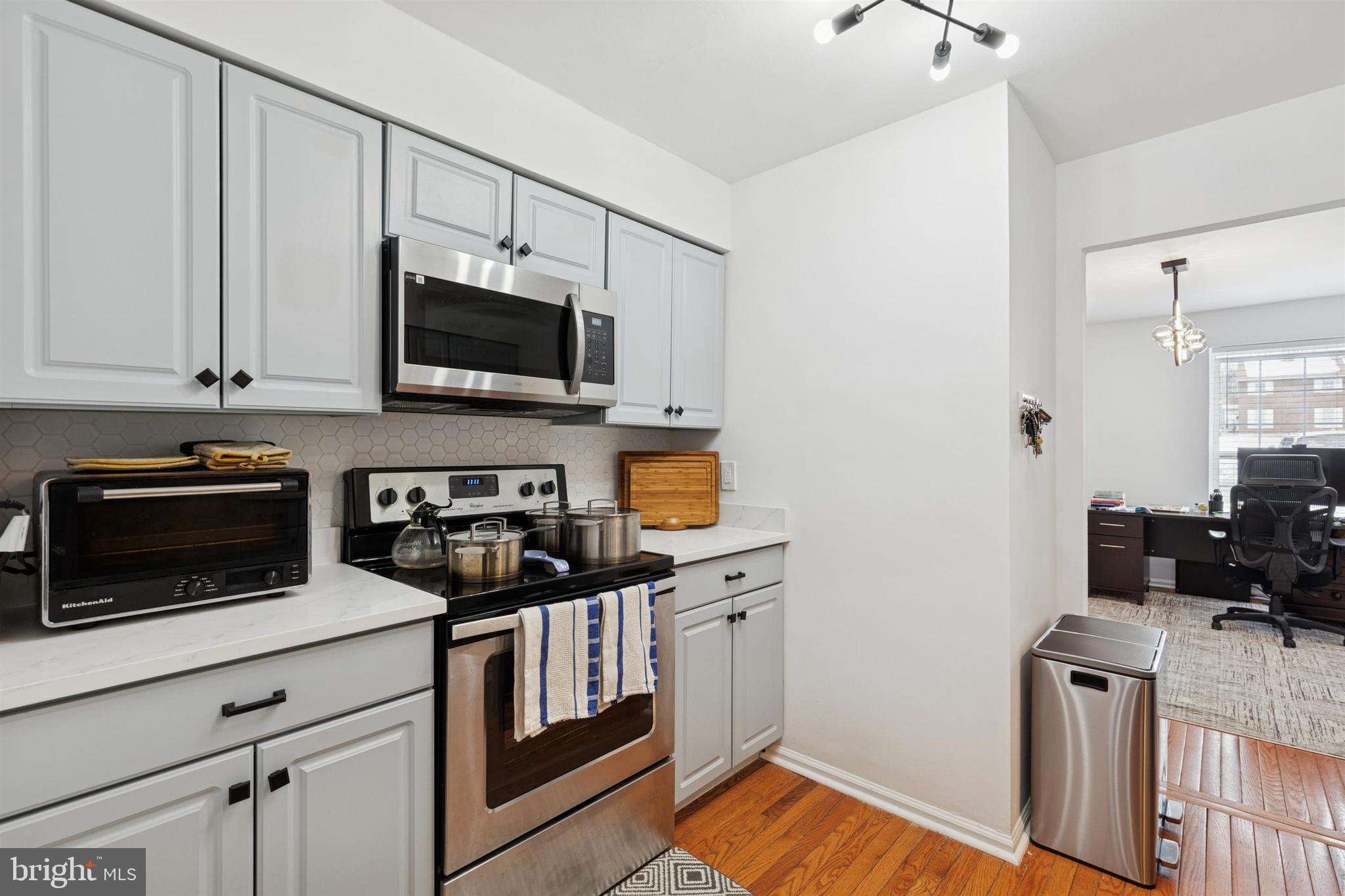 KENRICK HILLS - Residential