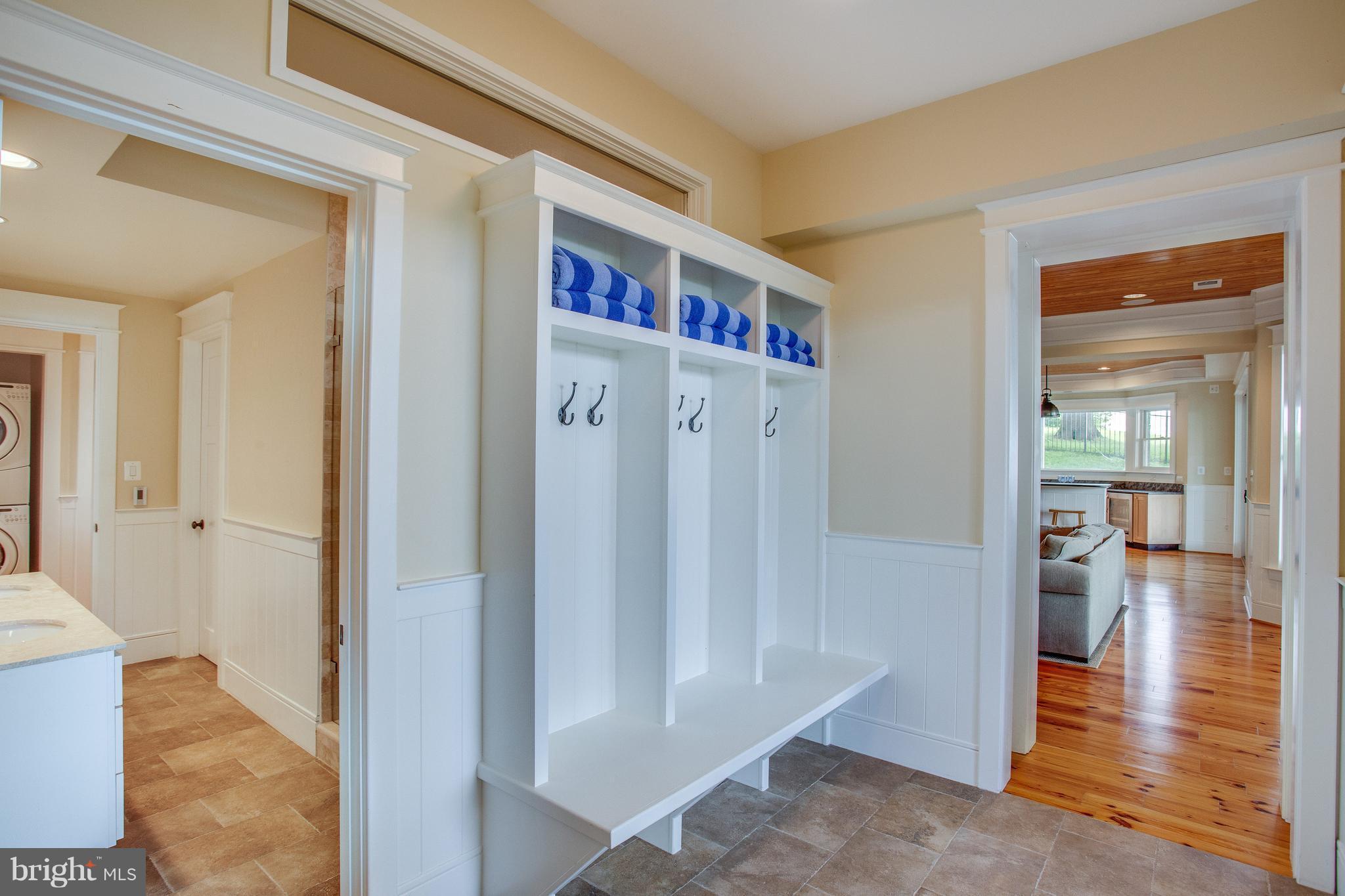 MT VERNON TERRACE - Residential