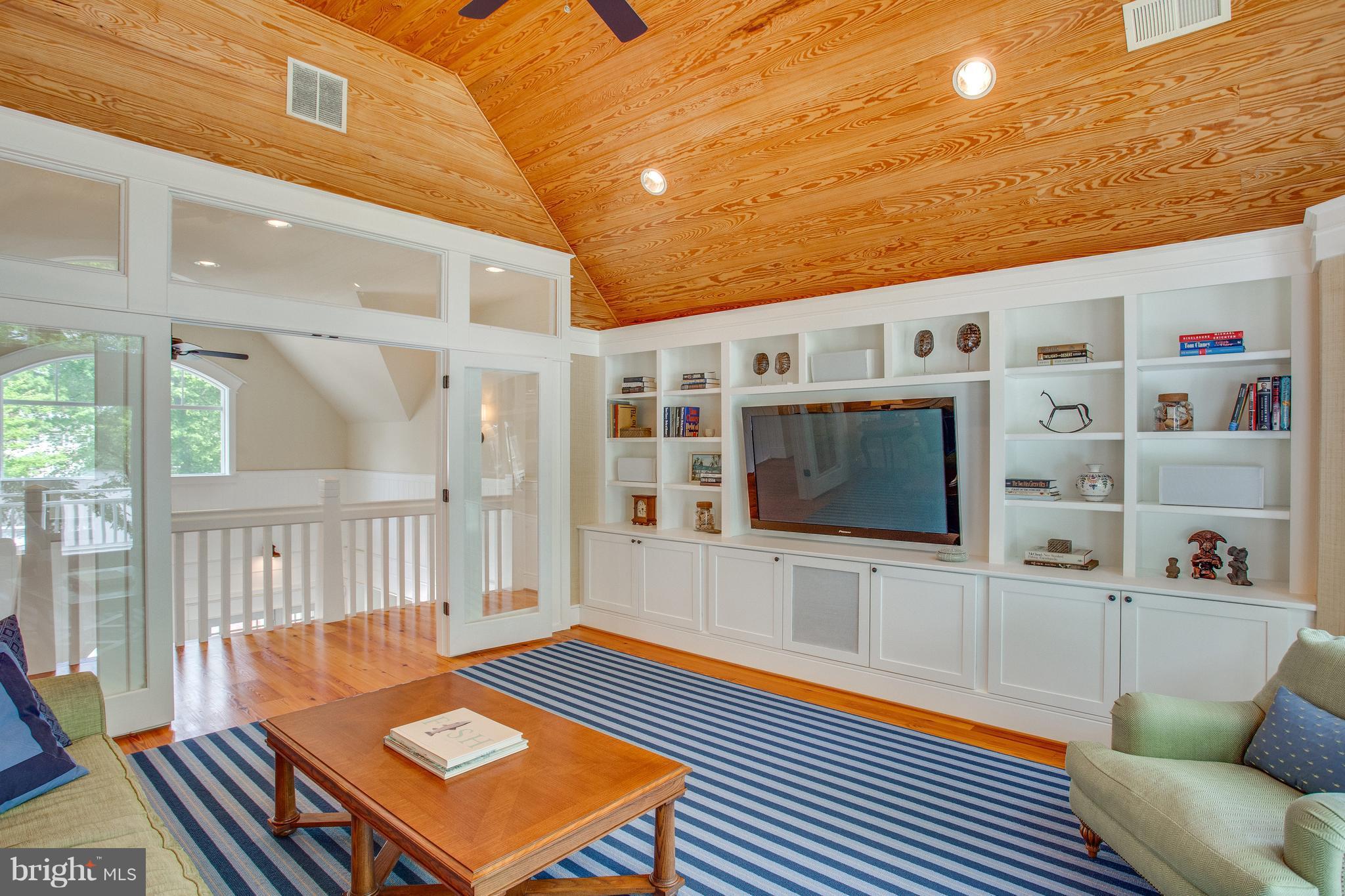 MT VERNON TERRACE - Residential