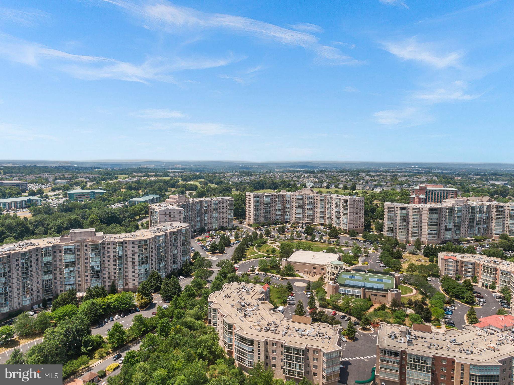 LANSDOWNE WOODS - Residential Lease