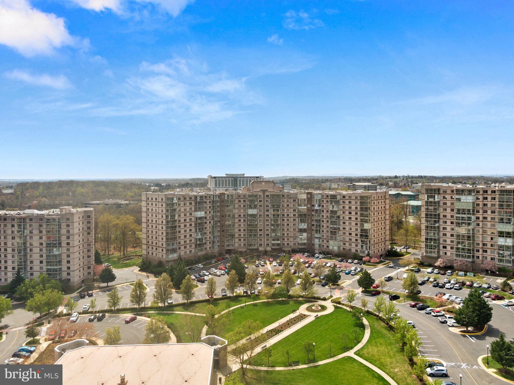 LANSDOWNE WOODS - Residential Lease