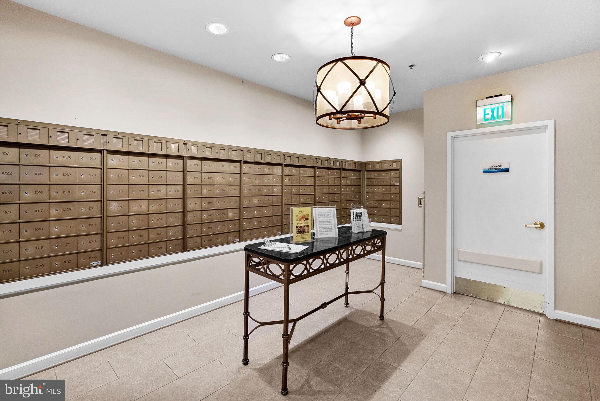 LANSDOWNE WOODS - Residential Lease