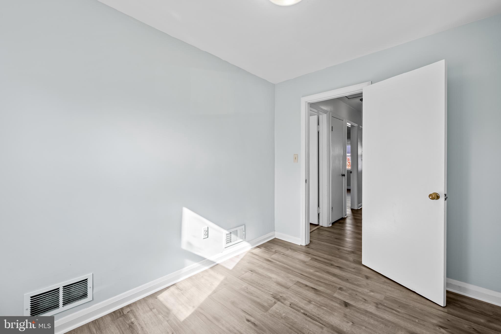 BELVEDERE SQUARE - Residential