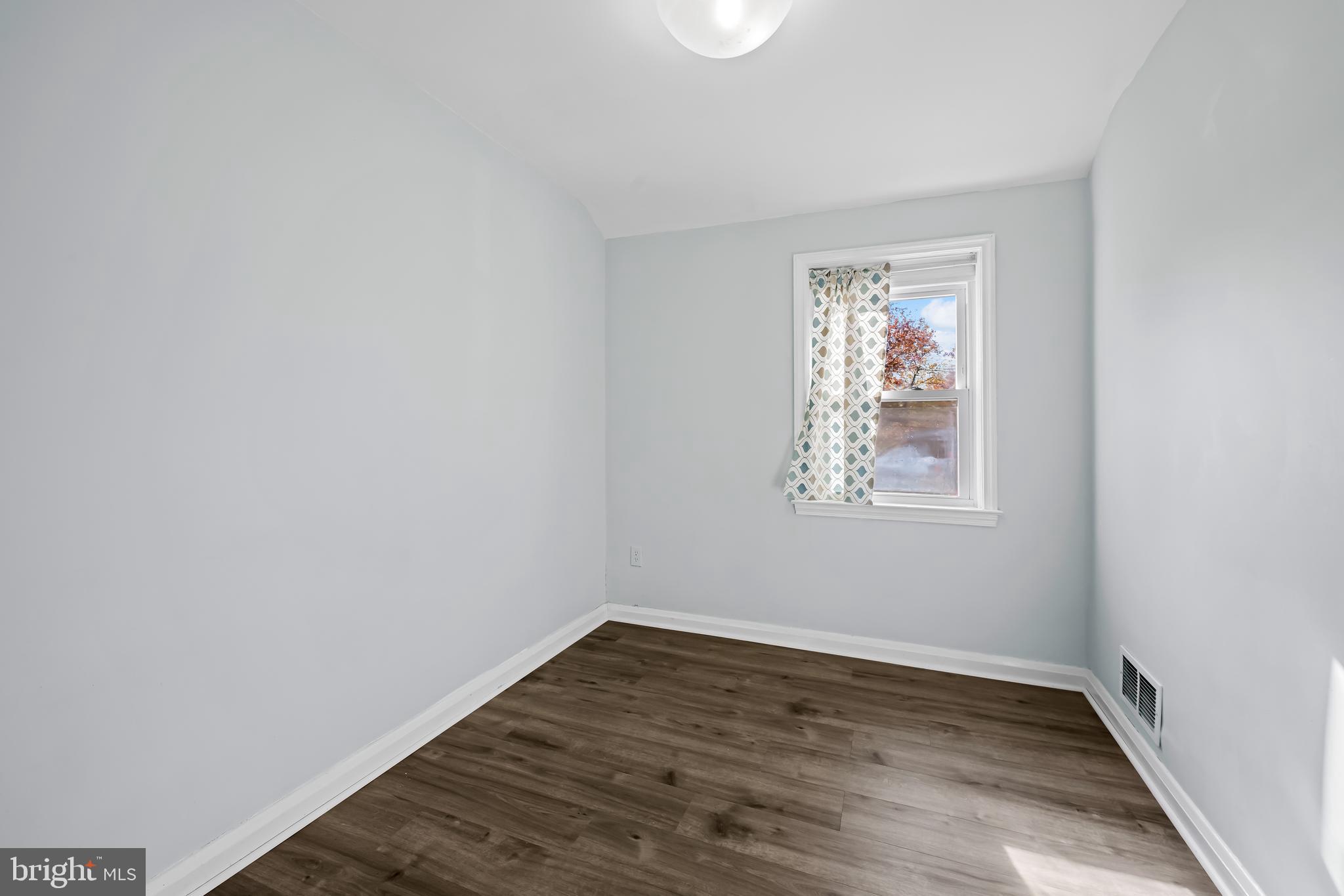 BELVEDERE SQUARE - Residential