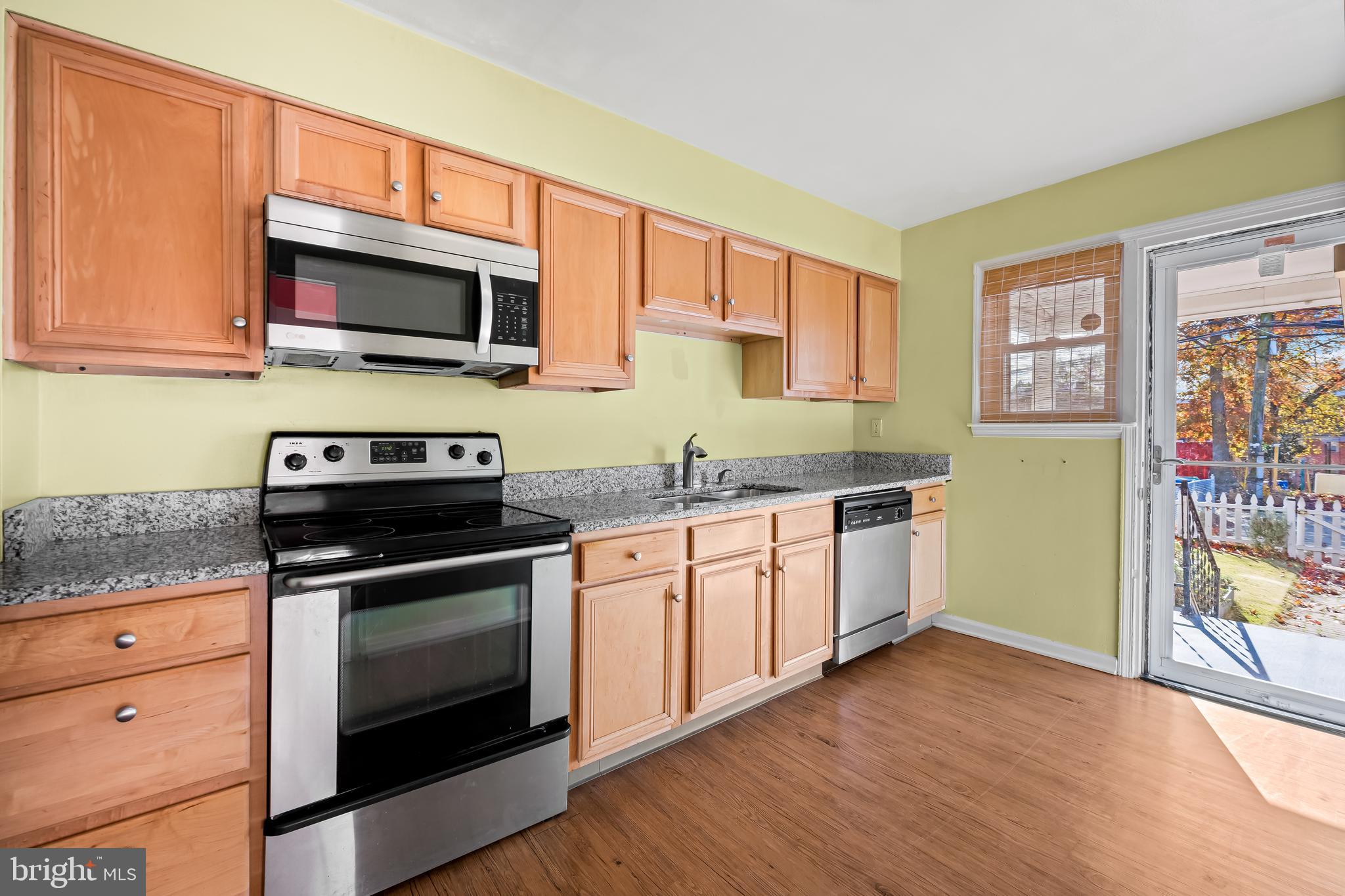 BELVEDERE SQUARE - Residential