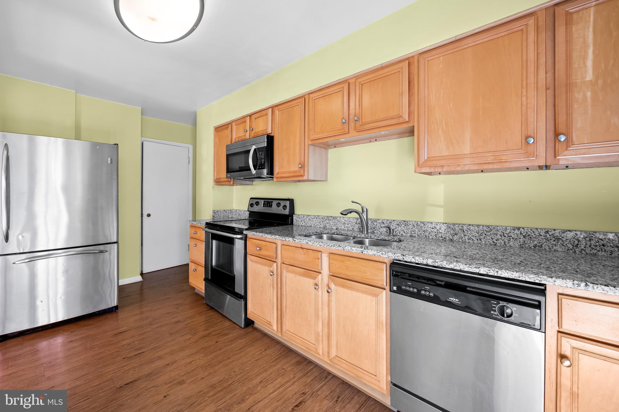 BELVEDERE SQUARE - Residential