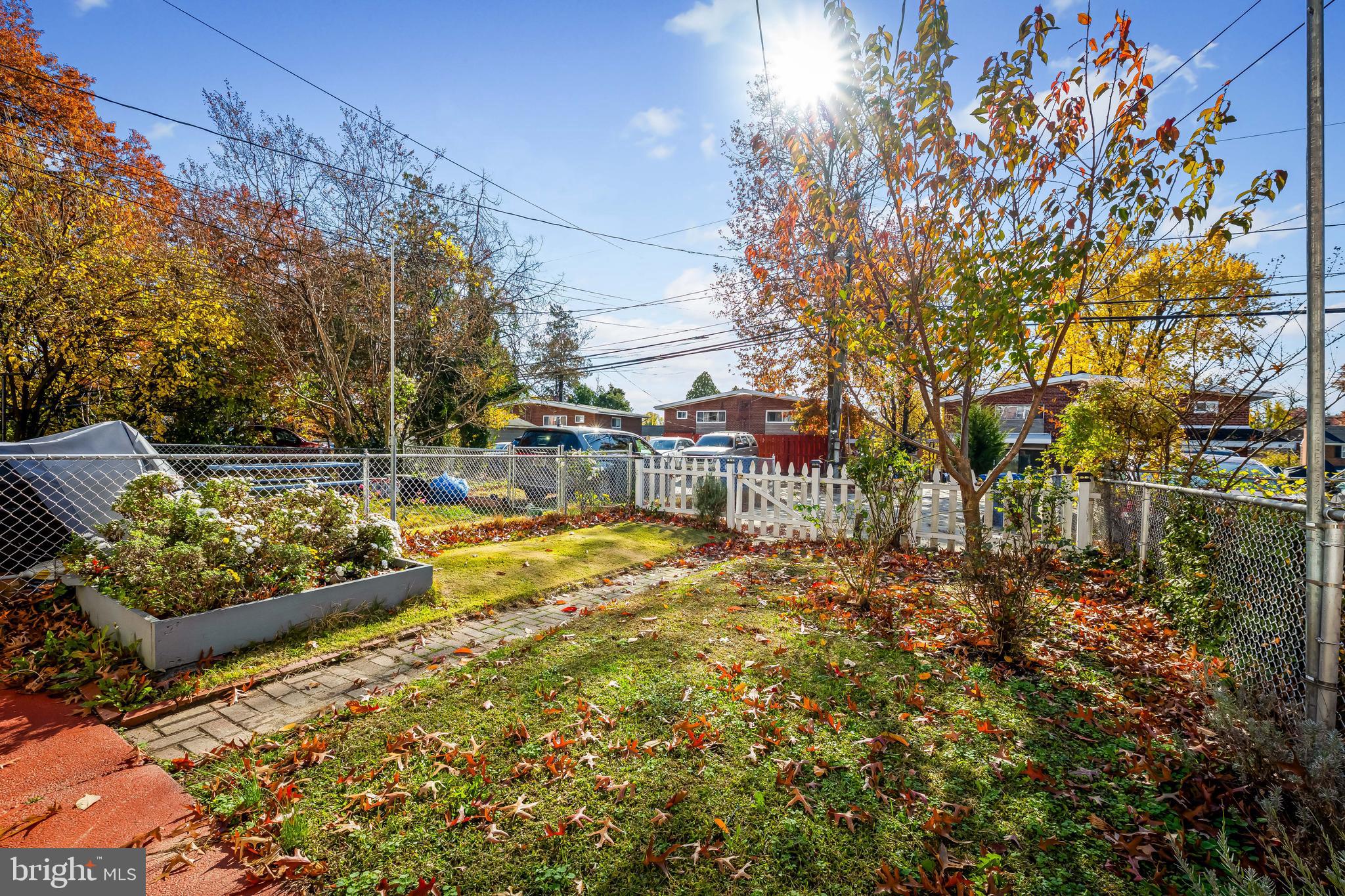 BELVEDERE SQUARE - Residential