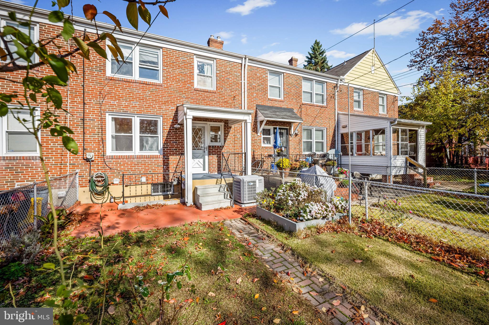 BELVEDERE SQUARE - Residential