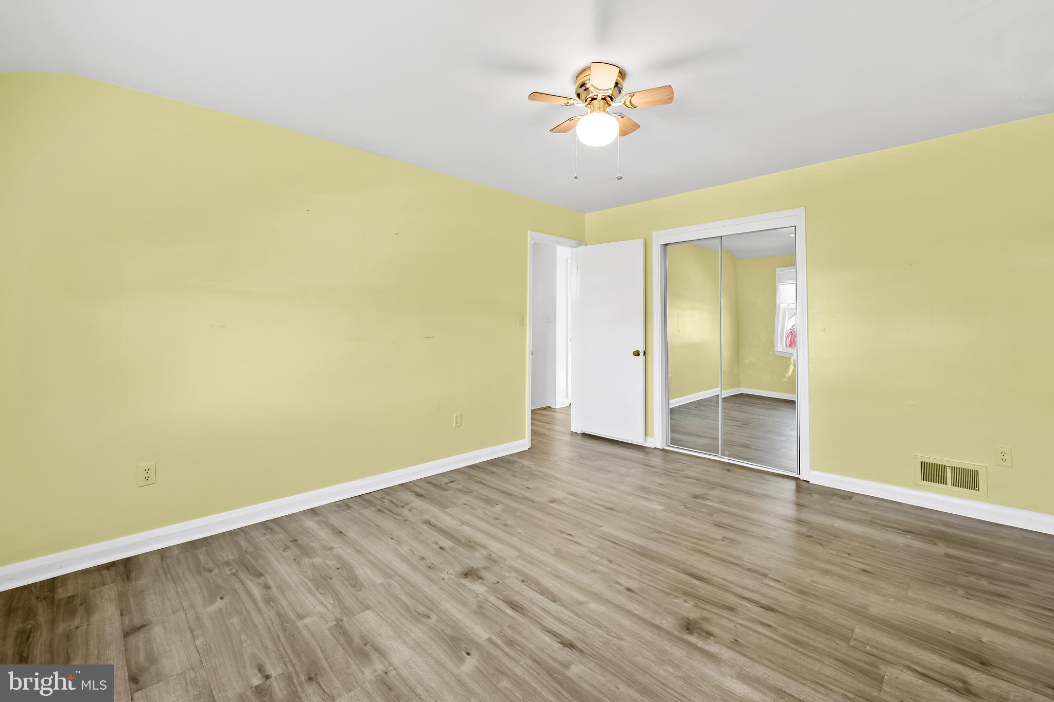 BELVEDERE SQUARE - Residential