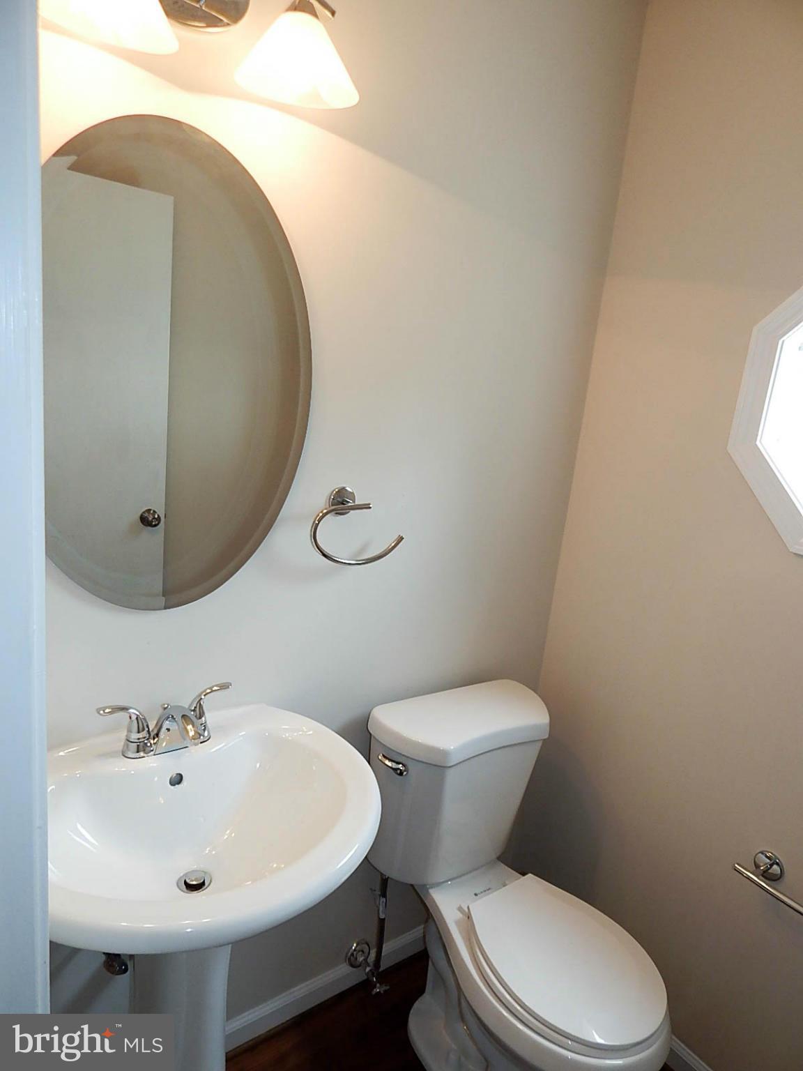 FORESTVILLE CENTER - Residential