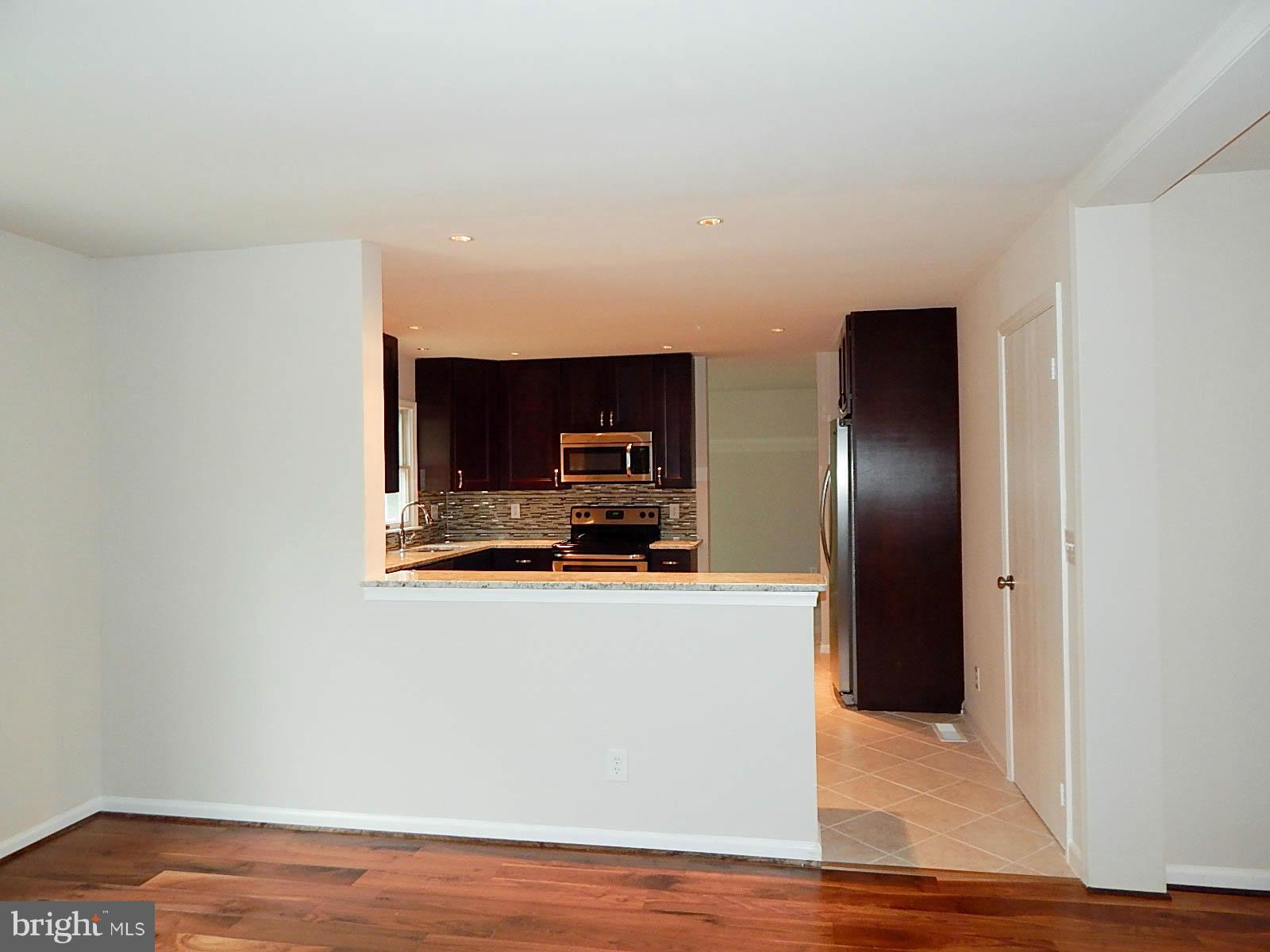 FORESTVILLE CENTER - Residential