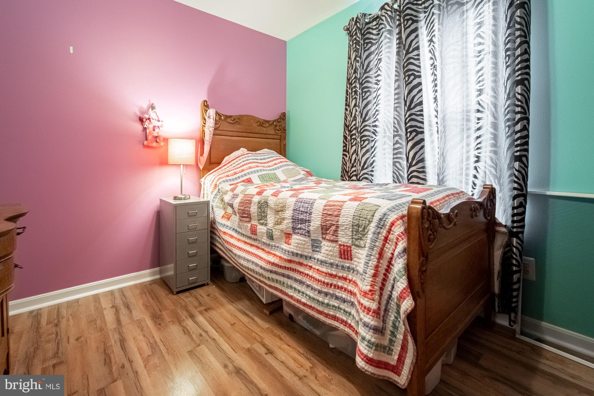 COLONIAL CROSSINGS - Residential