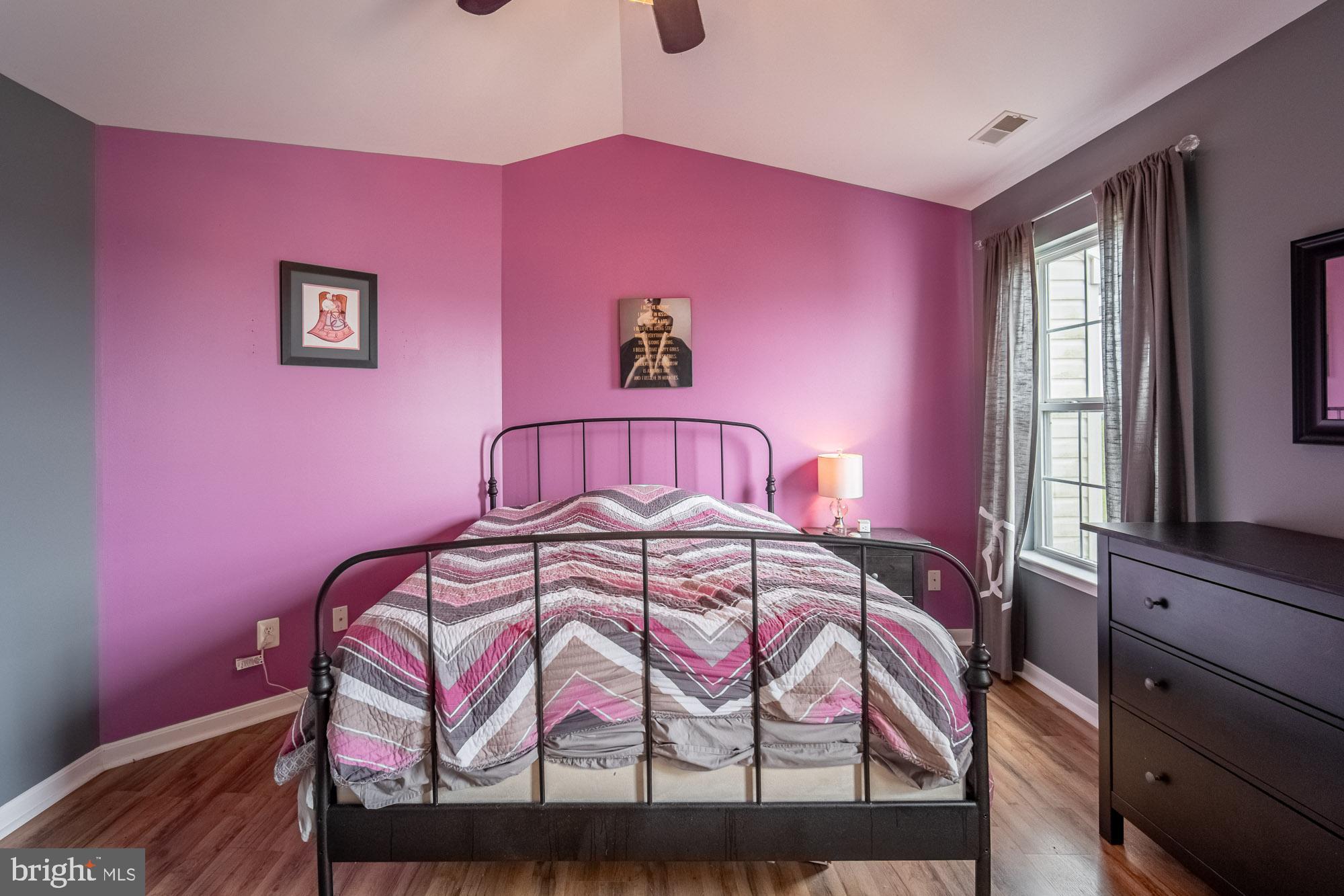 COLONIAL CROSSINGS - Residential