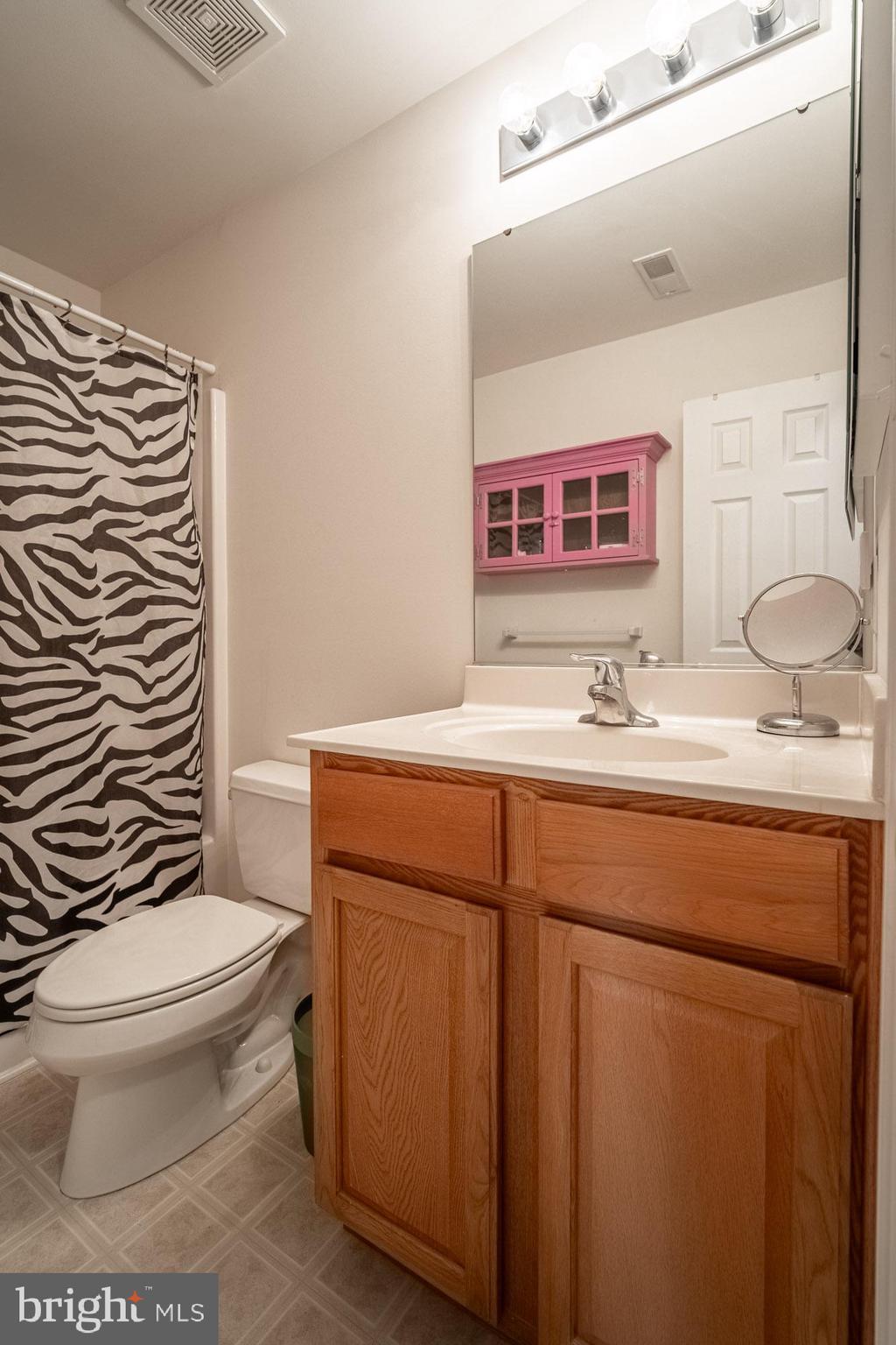 COLONIAL CROSSINGS - Residential