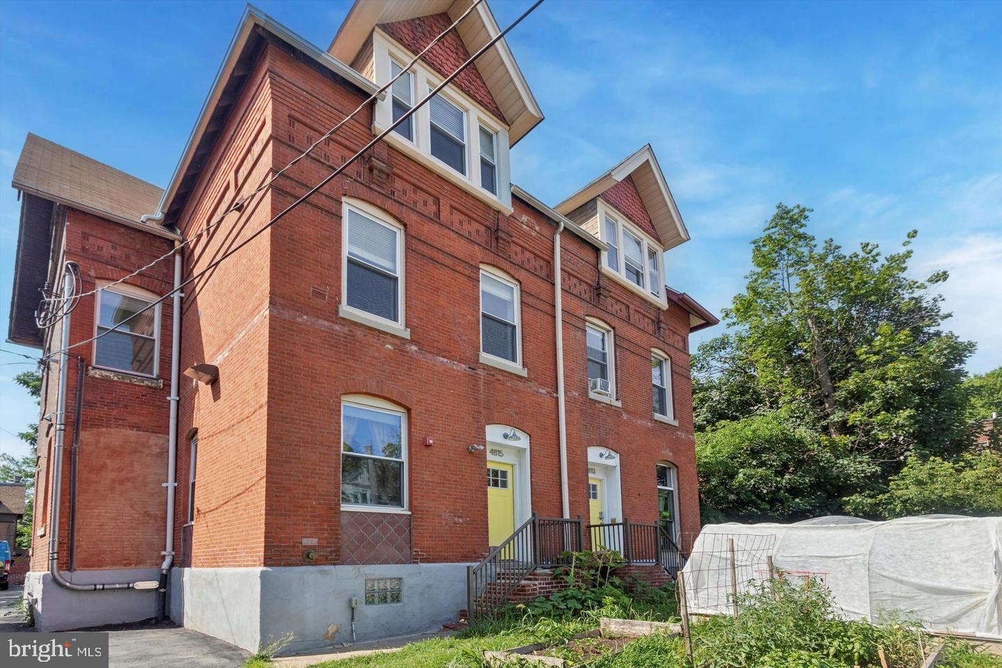 4813-15 CHESTER AVENUE
