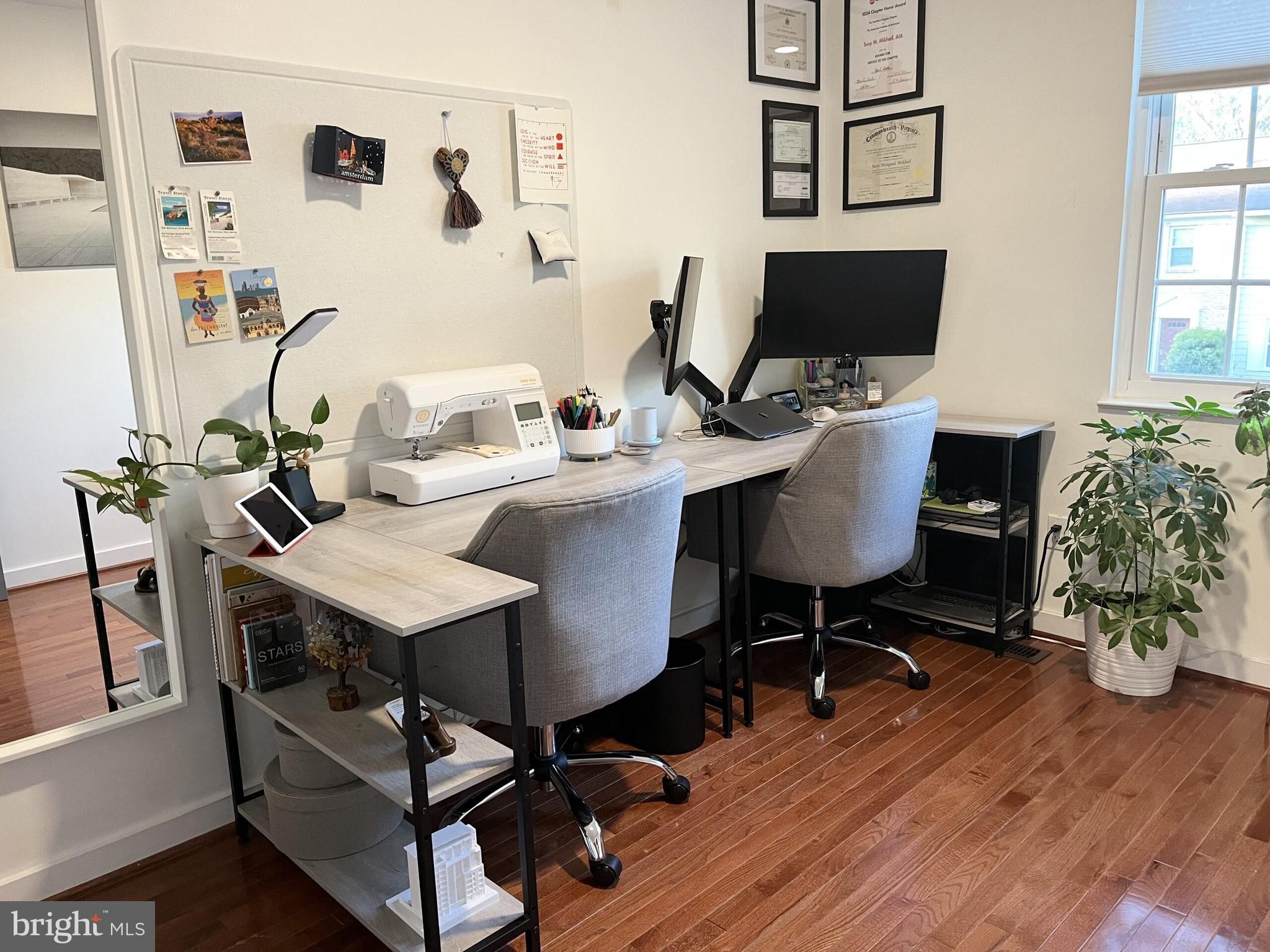 PINEWOOD STATION - Residential Lease