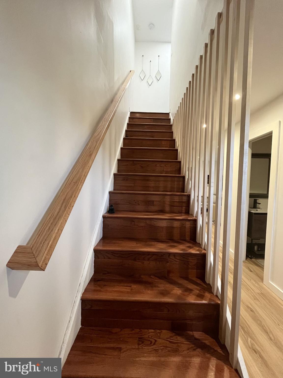 PINEWOOD STATION - Residential Lease