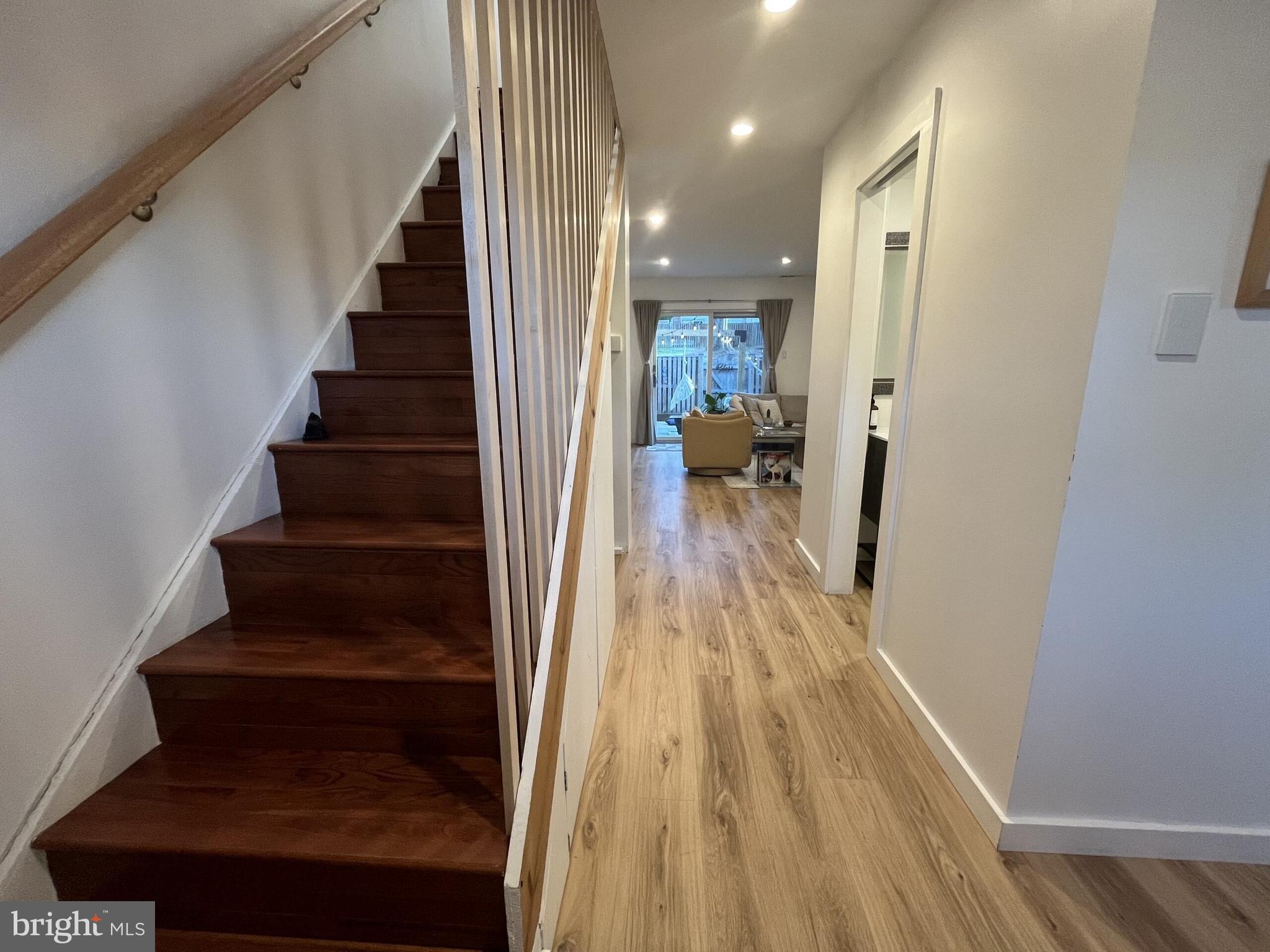 PINEWOOD STATION - Residential Lease