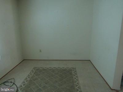 COLONY SQUARE - Residential