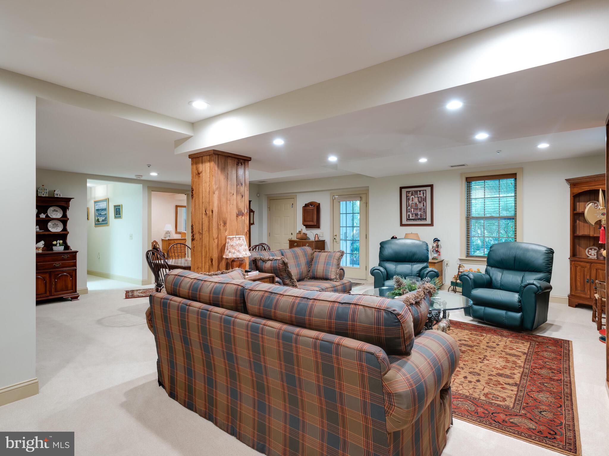 SWEDESFORD CHASE - Residential